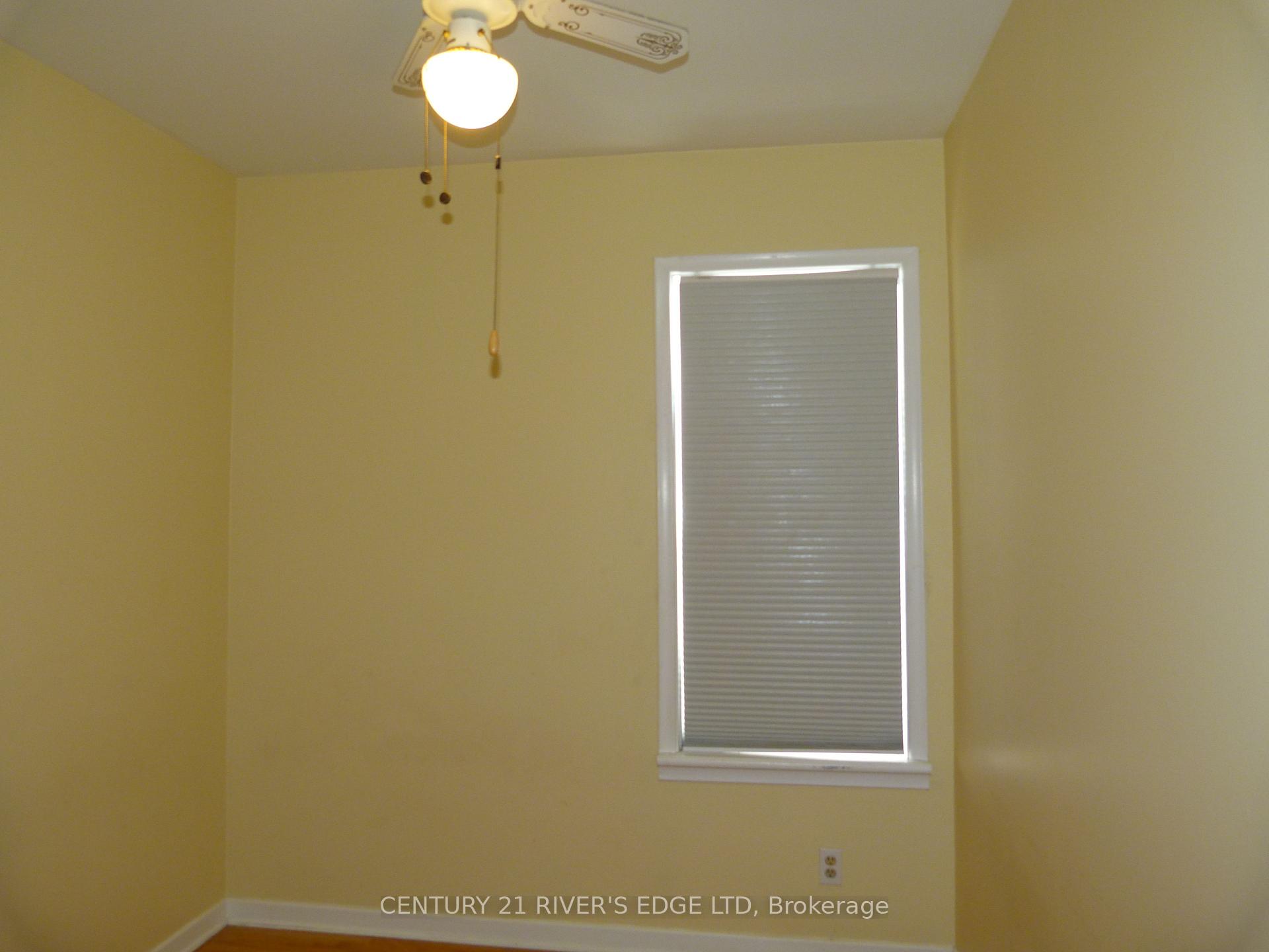 Photo 24 of 453 May Street, North Dundas, Winchester — HOMEH