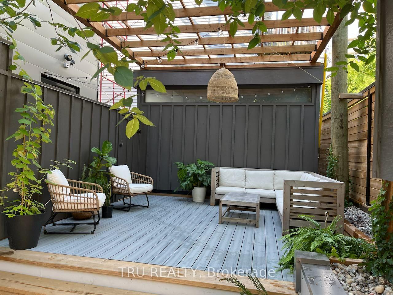 Photo 19 of Unit A, 59 Douglas Avenue, Ottawa, Lindenlea — HOMEH