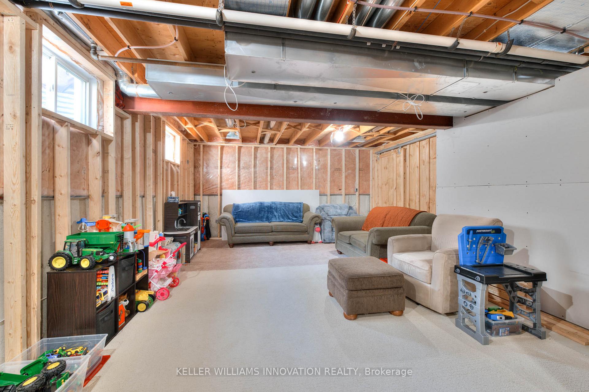 Photo 22 of 462 Mowat Street E, North Perth, Listowel — HOMEH