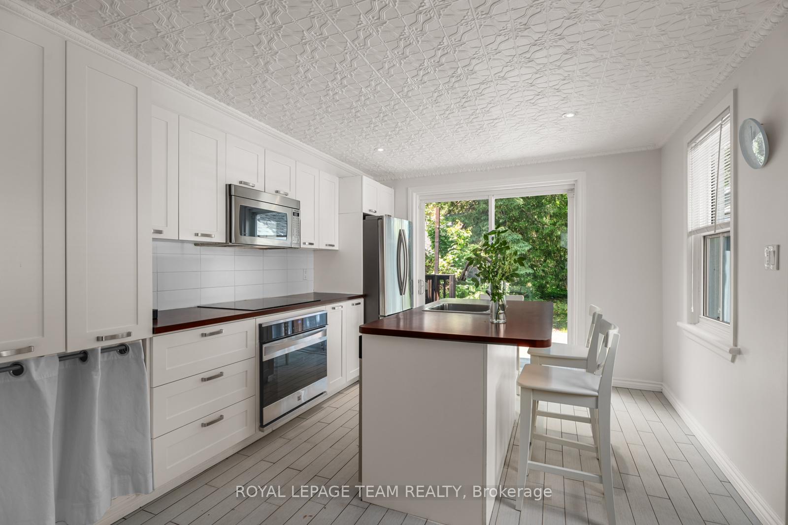 Photo 7 of 17 Electric Street, Ottawa, Lindenlea — HOMEH