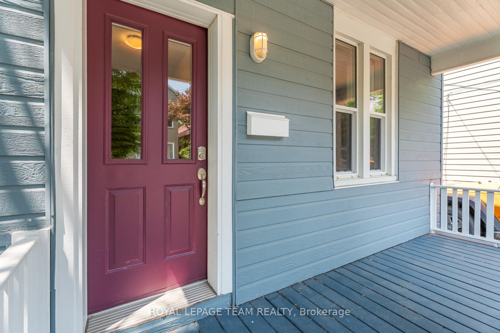 Photo 22 of 17 Electric Street, Ottawa, Lindenlea — HOMEH