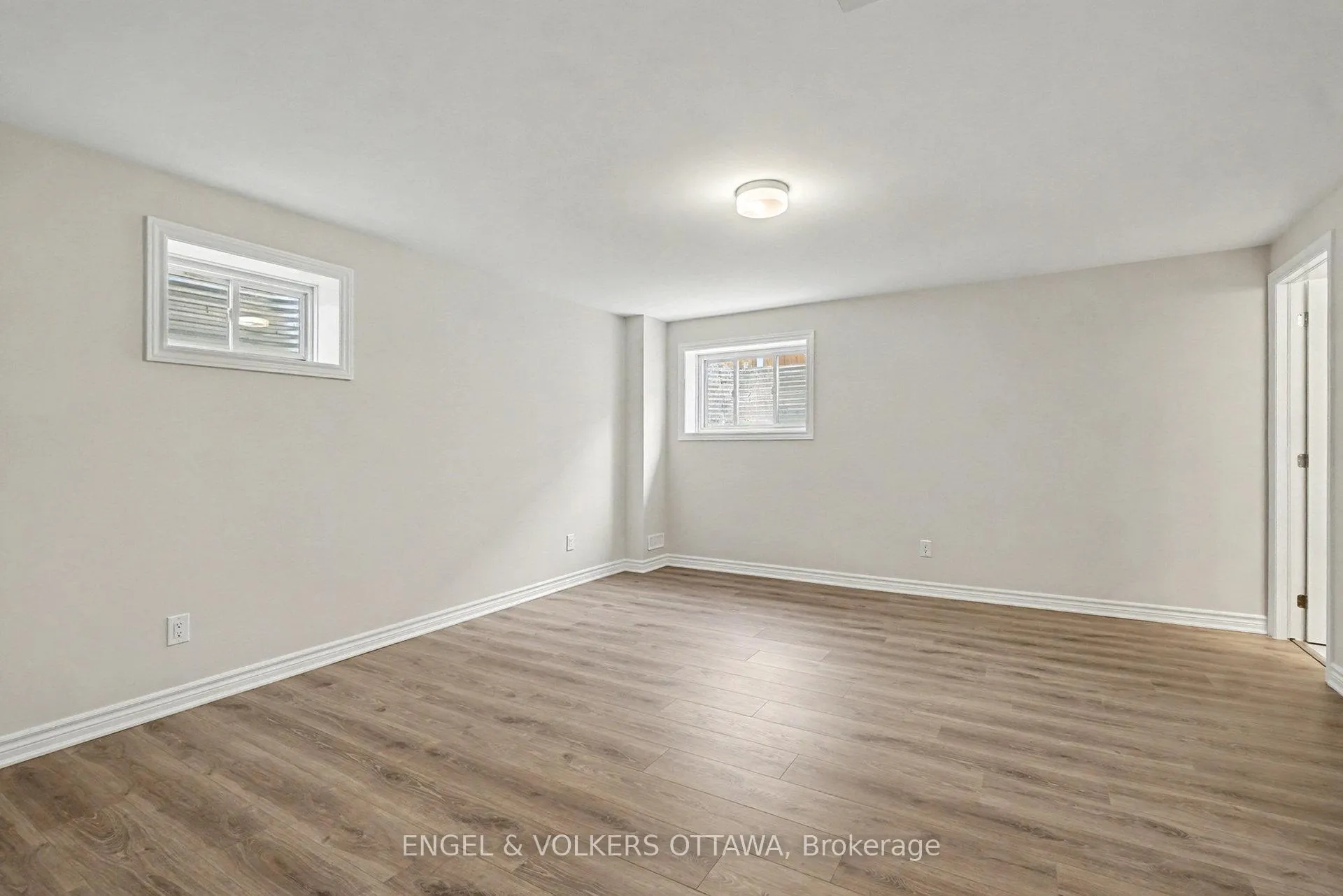 Photo 18 of 161 Ryan Reynolds Way, Ottawa, Avalon West — HOMEH