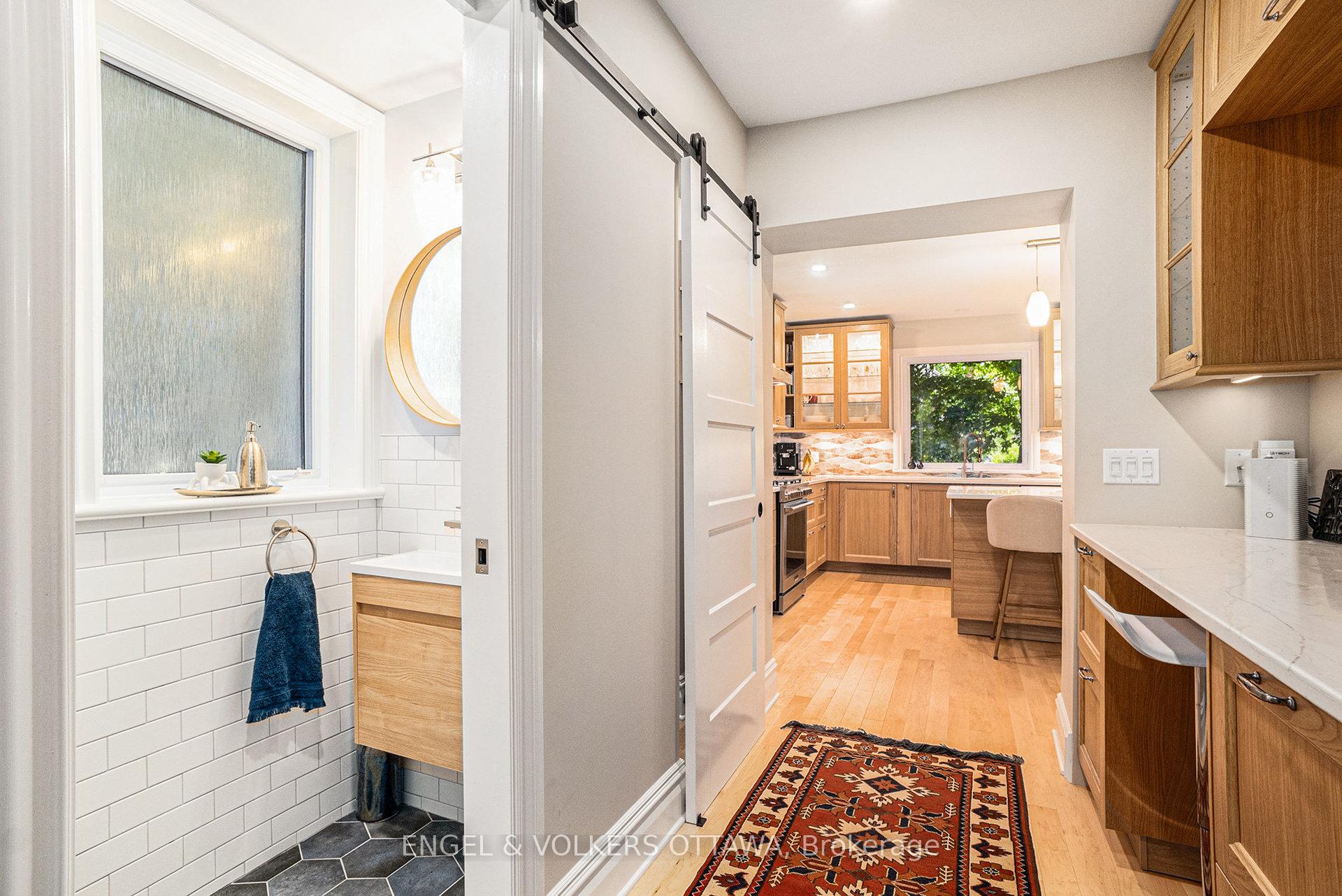 Photo 9 of 6 Rock Avenue, Ottawa, Lindenlea — HOMEH