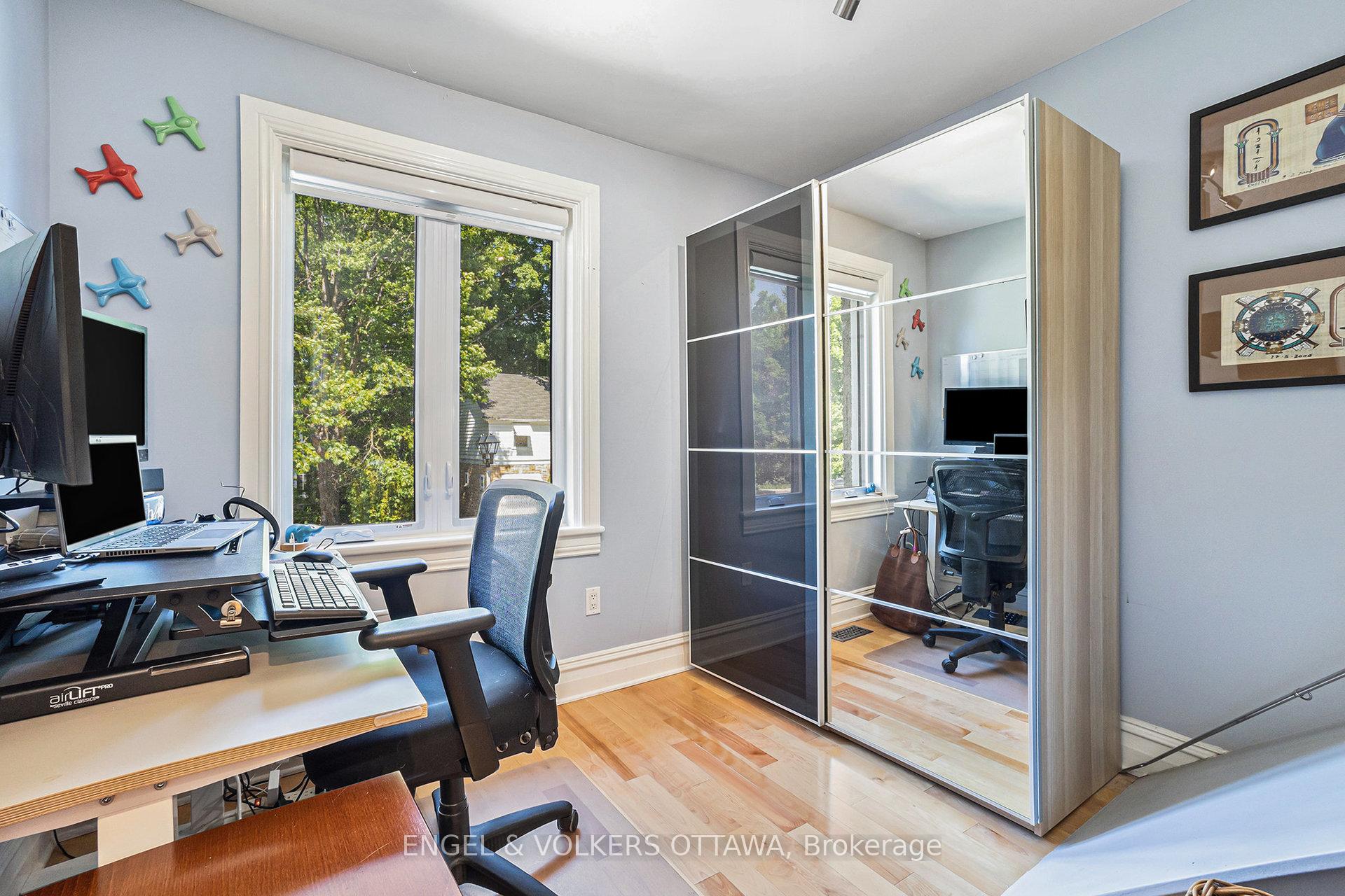 Photo 10 of 6 Rock Avenue, Ottawa, Lindenlea — HOMEH