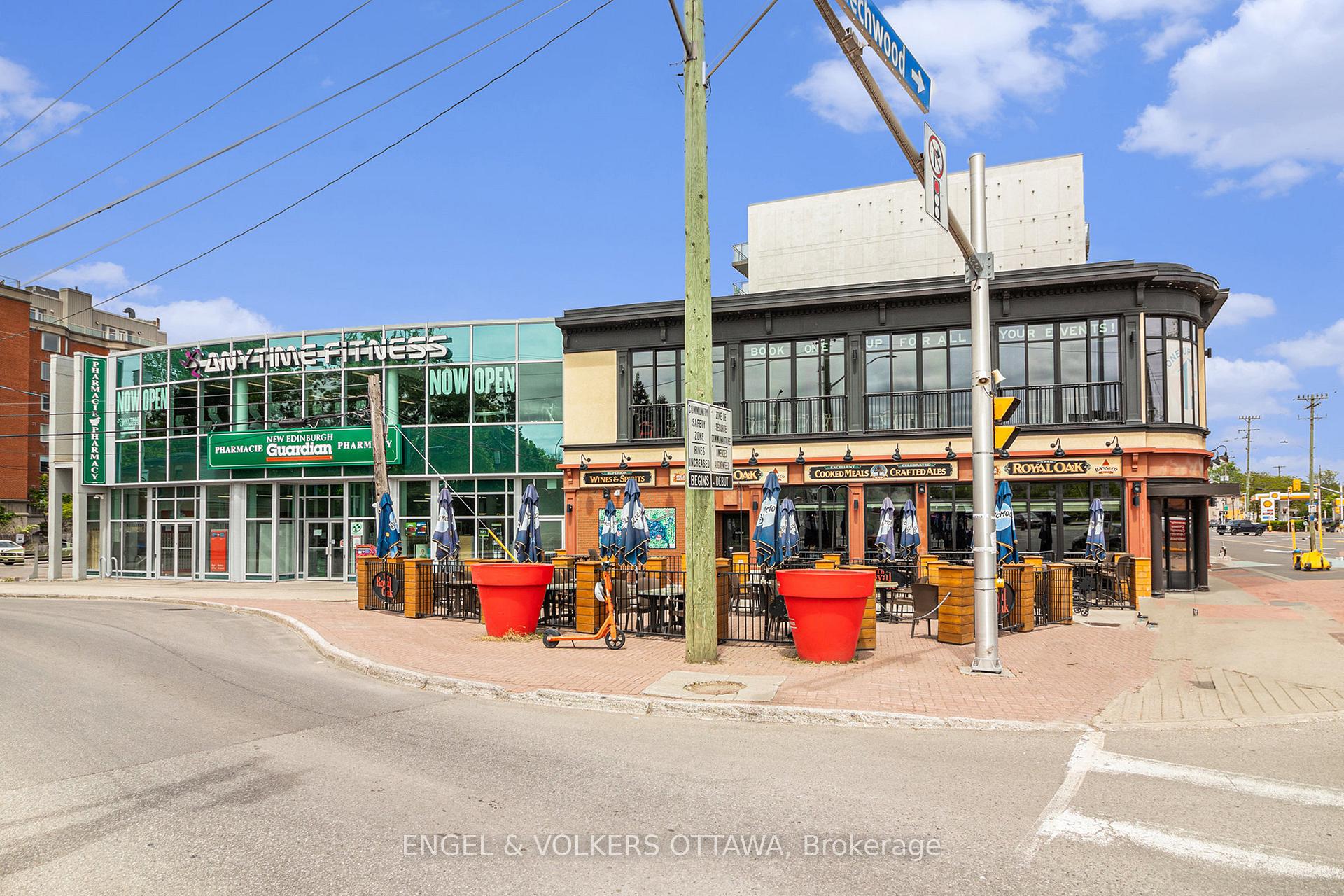 Photo 31 of 6 Rock Avenue, Ottawa, Lindenlea — HOMEH