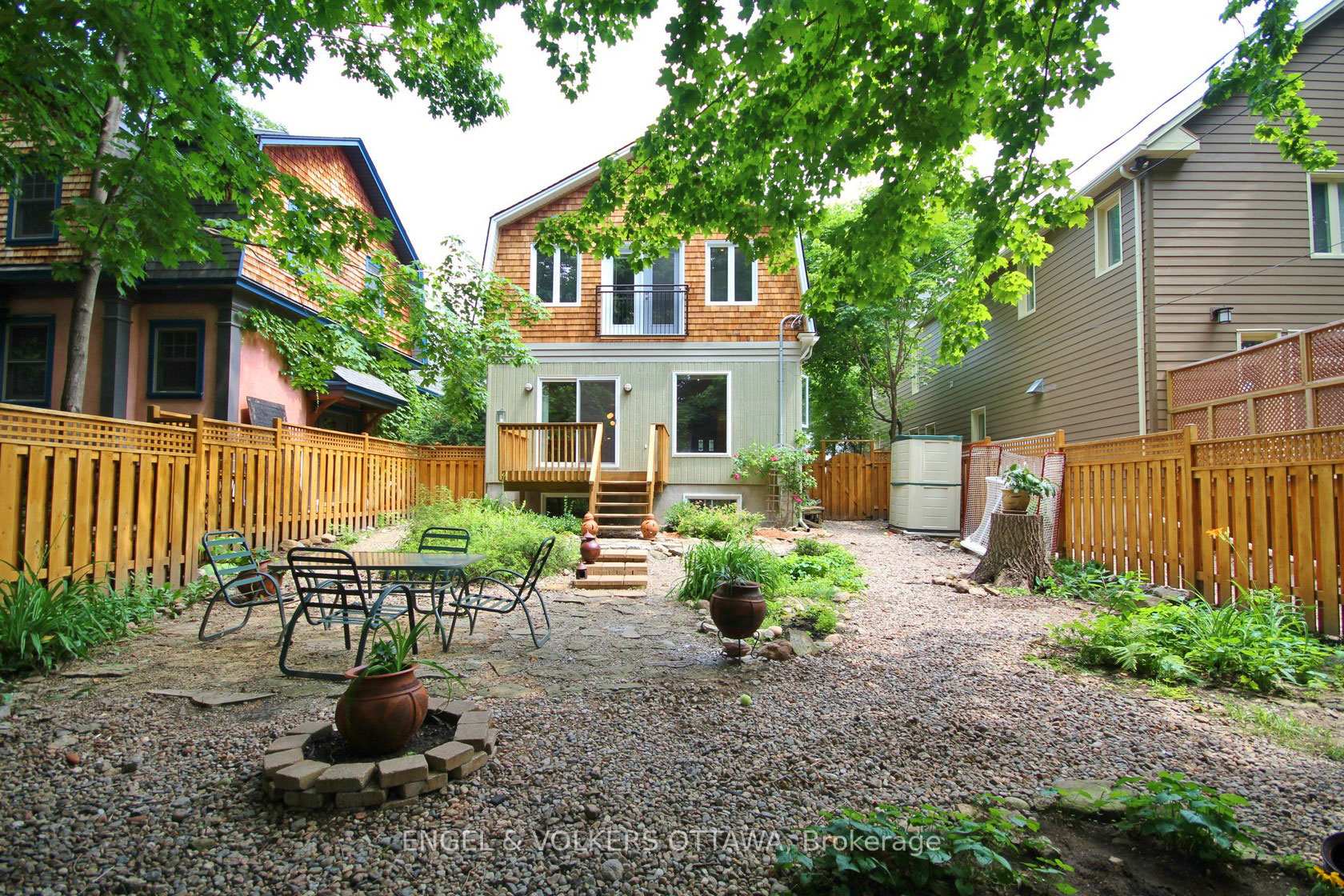 Photo 40 of 6 Rock Avenue, Ottawa, Lindenlea — HOMEH