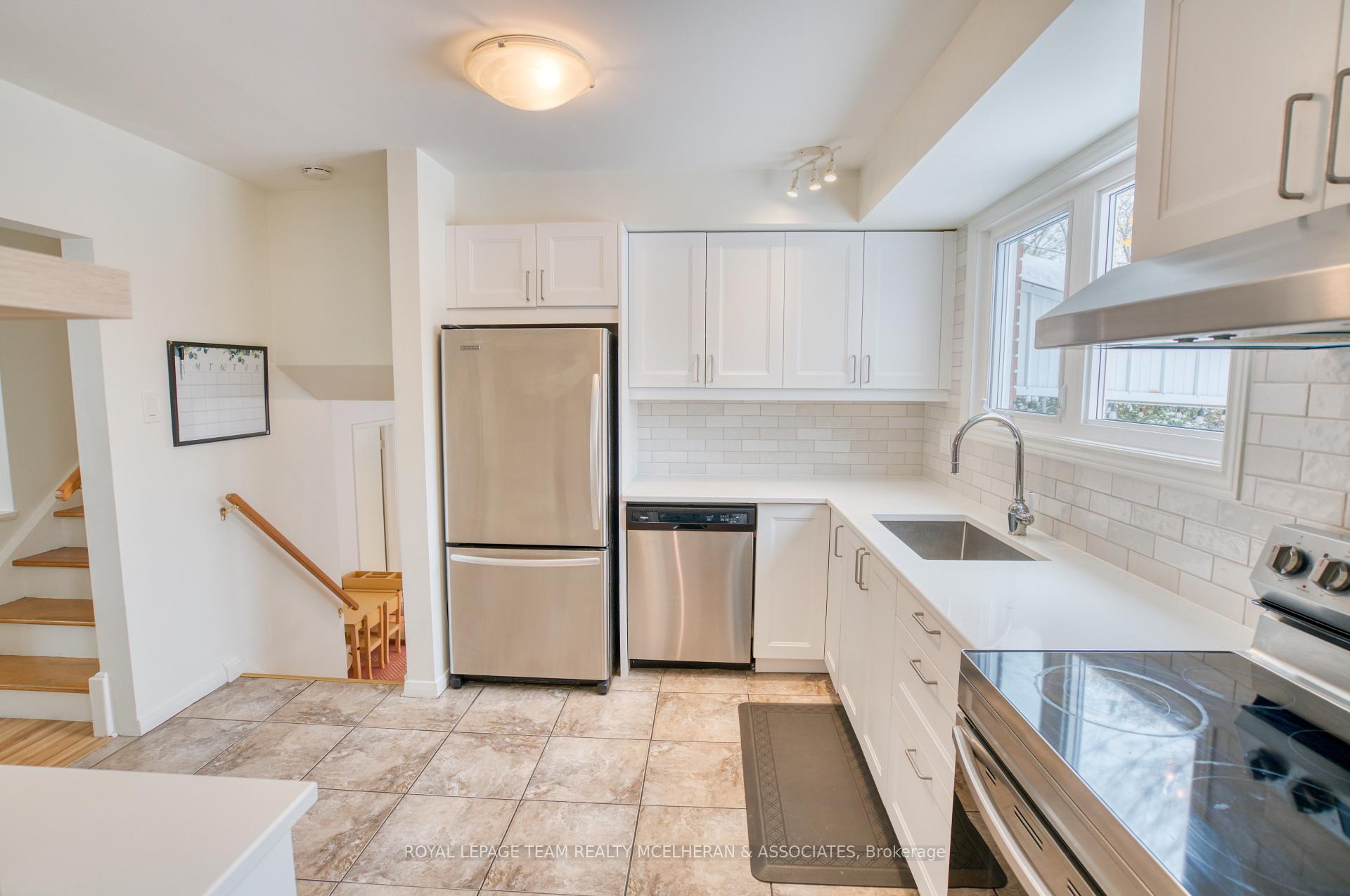 Photo 18 of 2550 Iris Street, Ottawa, Queensway Terrace South/Ridgeview — HOMEH