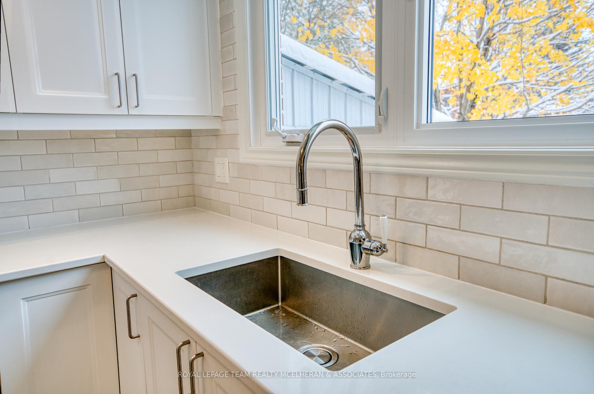 Photo 21 of 2550 Iris Street, Ottawa, Queensway Terrace South/Ridgeview — HOMEH