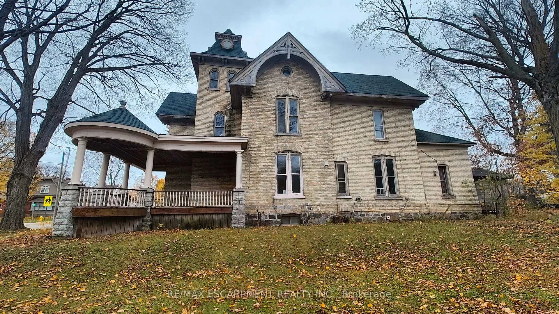 Photo 3 of 104 Patrick Street E, North Huron, Wingham — HOMEH