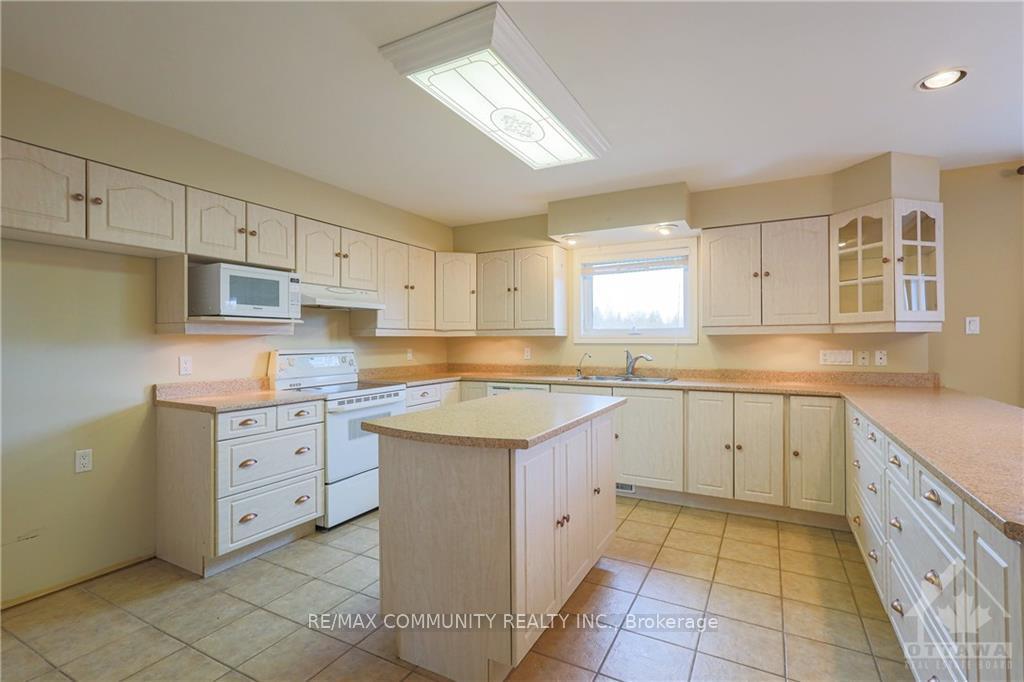 Photo 8 of 3067 McGrovern Road, Augusta, Augusta Twp — HOMEH