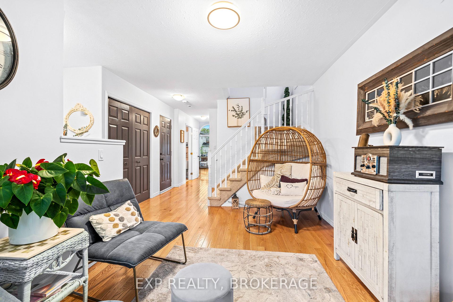Photo 9 of 426 Fieldstone Drive, Kingston, Kingston East (Incl Barret Crt) — HOMEH