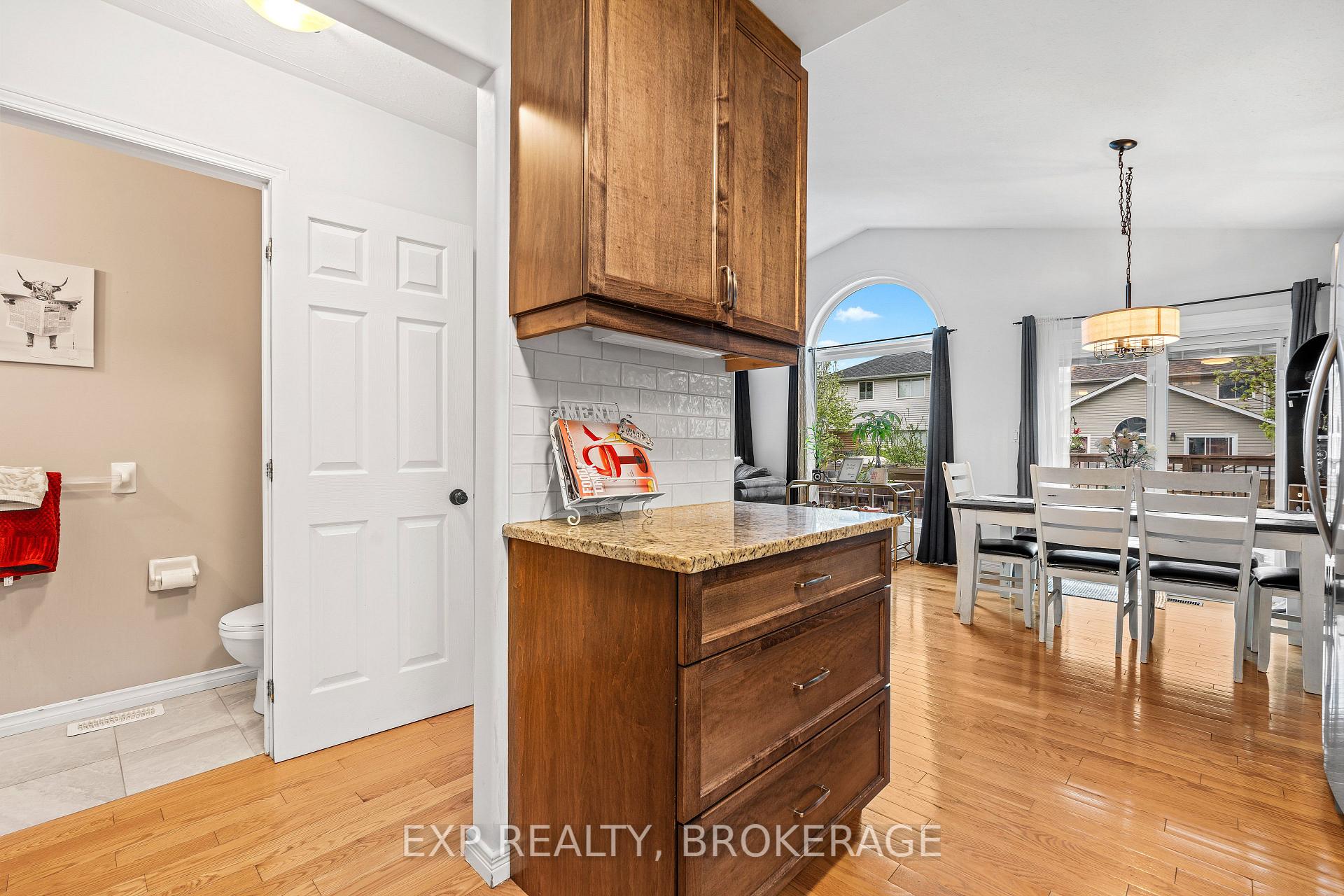 Photo 18 of 426 Fieldstone Drive, Kingston, Kingston East (Incl Barret Crt) — HOMEH