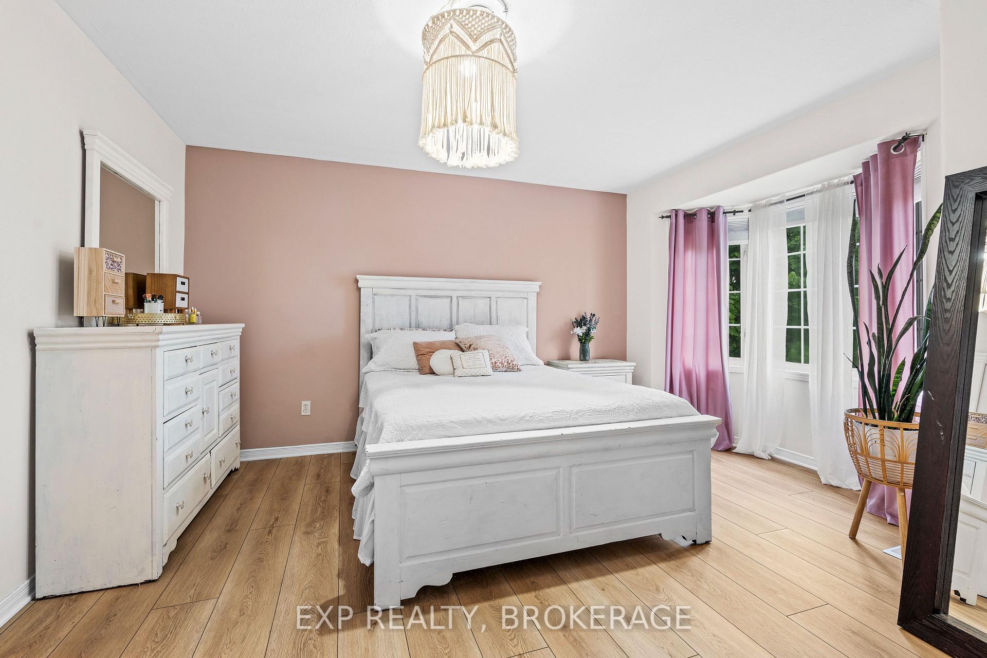 Photo 21 of 426 Fieldstone Drive, Kingston, Kingston East (Incl Barret Crt) — HOMEH