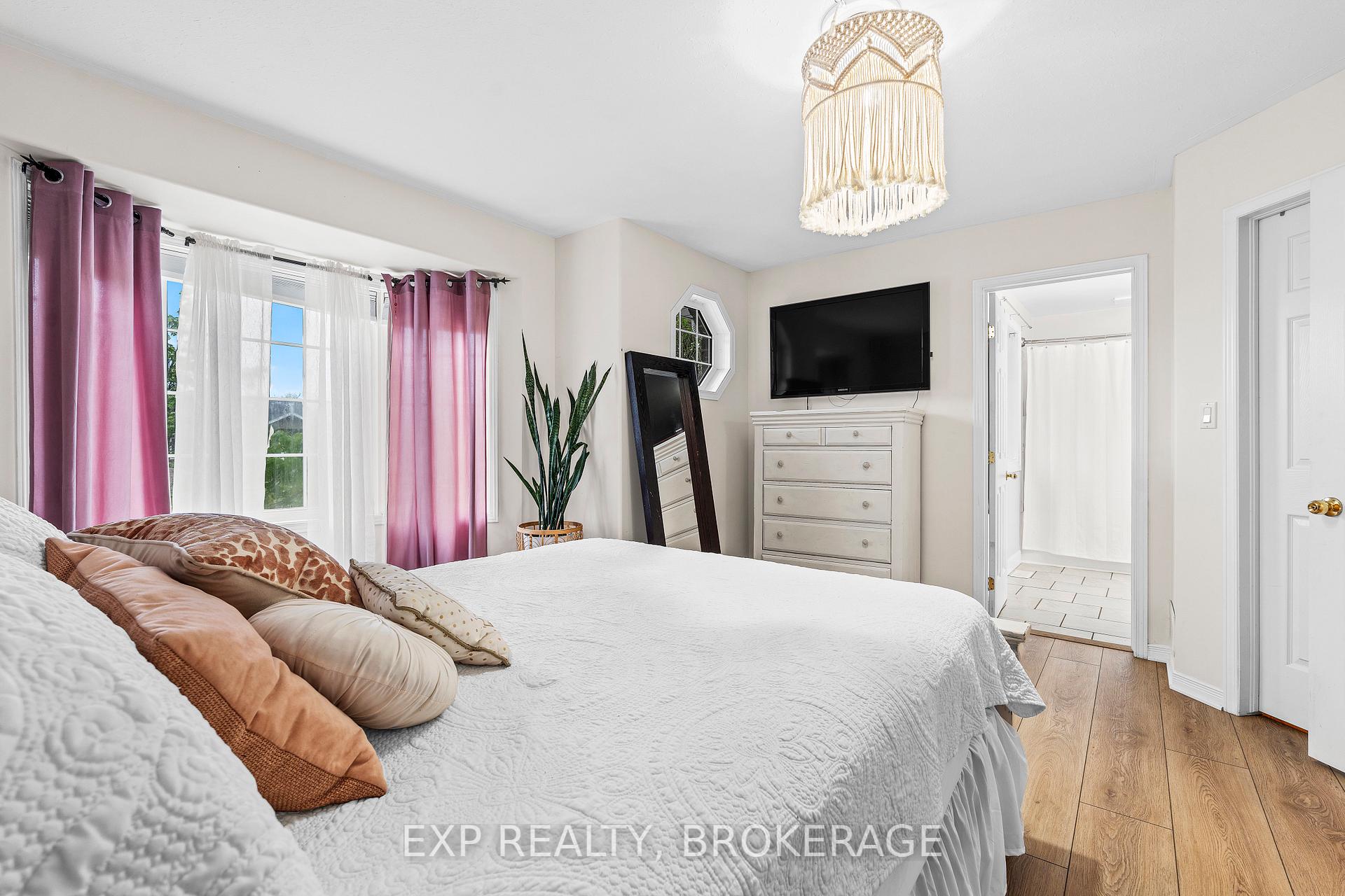Photo 22 of 426 Fieldstone Drive, Kingston, Kingston East (Incl Barret Crt) — HOMEH