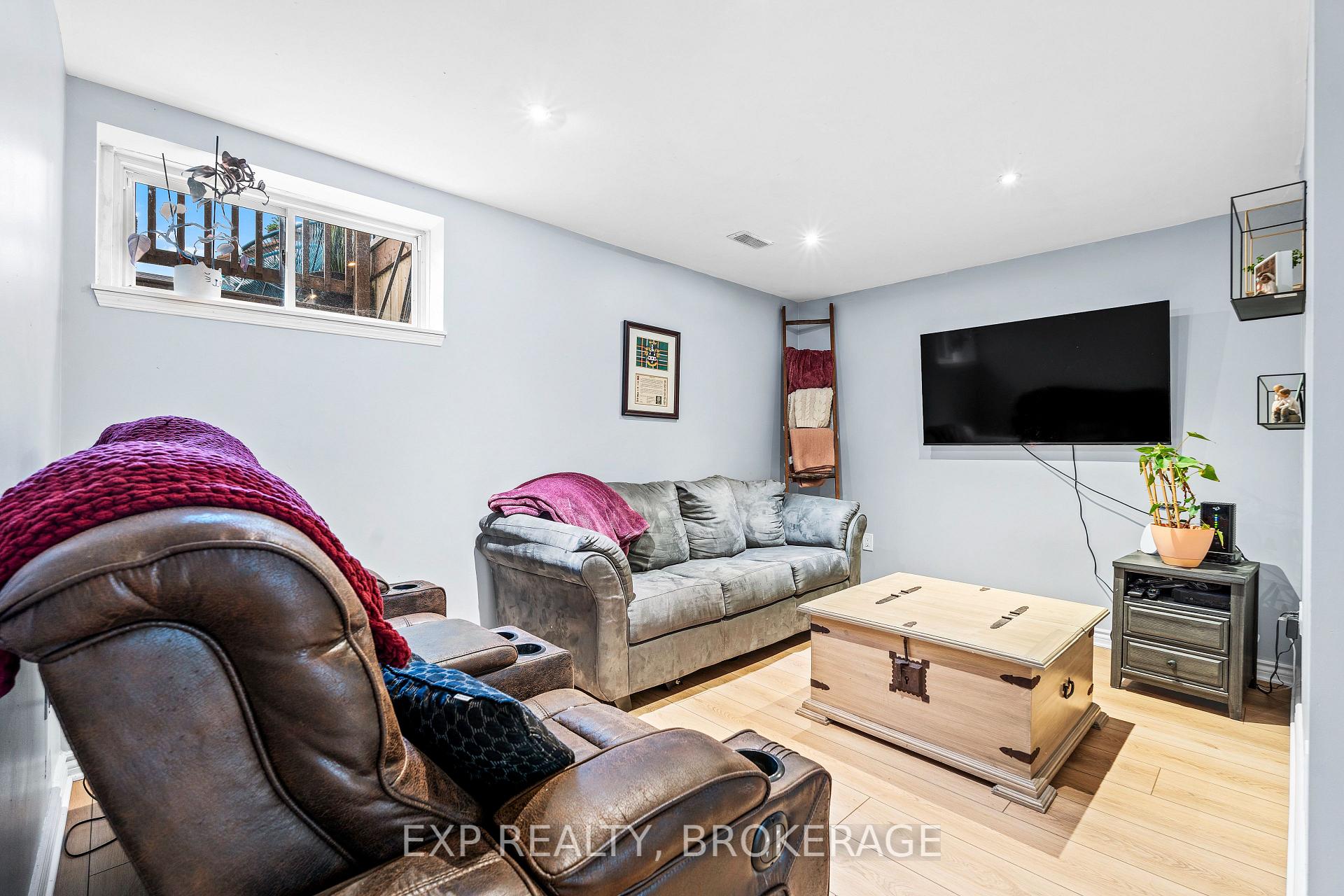Photo 35 of 426 Fieldstone Drive, Kingston, Kingston East (Incl Barret Crt) — HOMEH