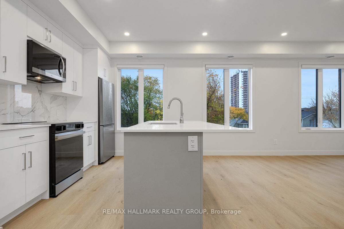 Photo 13 of Unit 8, 199 Columbus Avenue, Ottawa, Overbrook/Castle Heights — HOMEH