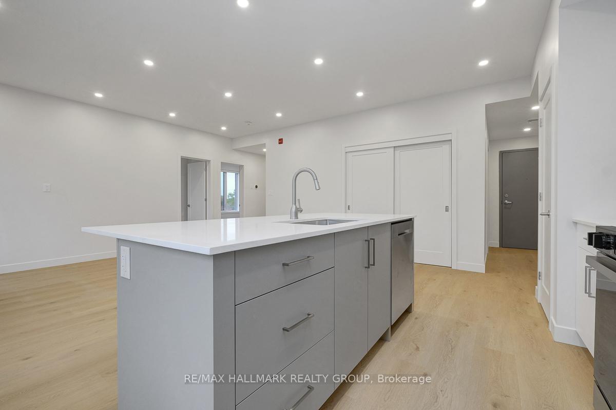 Photo 14 of Unit 8, 199 Columbus Avenue, Ottawa, Overbrook/Castle Heights — HOMEH
