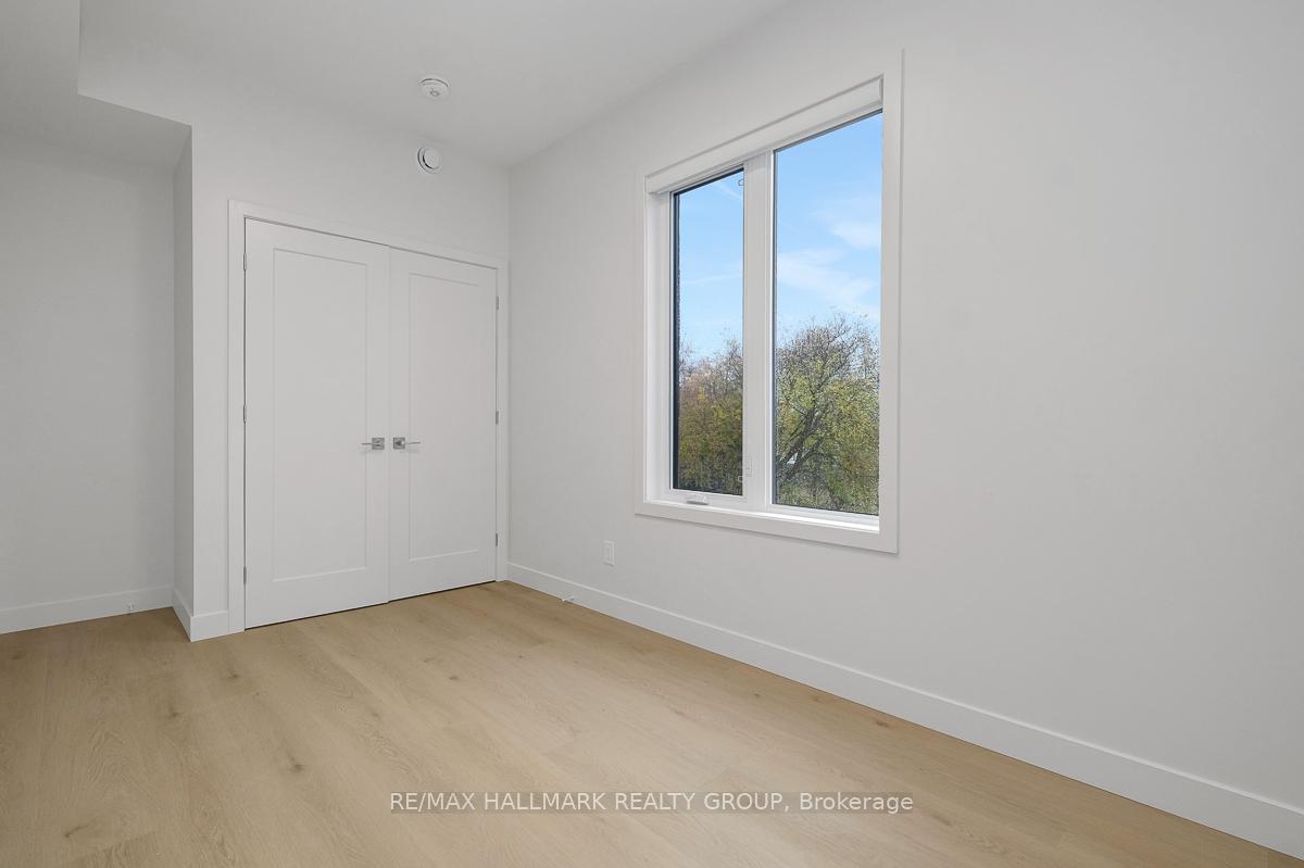 Photo 18 of Unit 8, 199 Columbus Avenue, Ottawa, Overbrook/Castle Heights — HOMEH