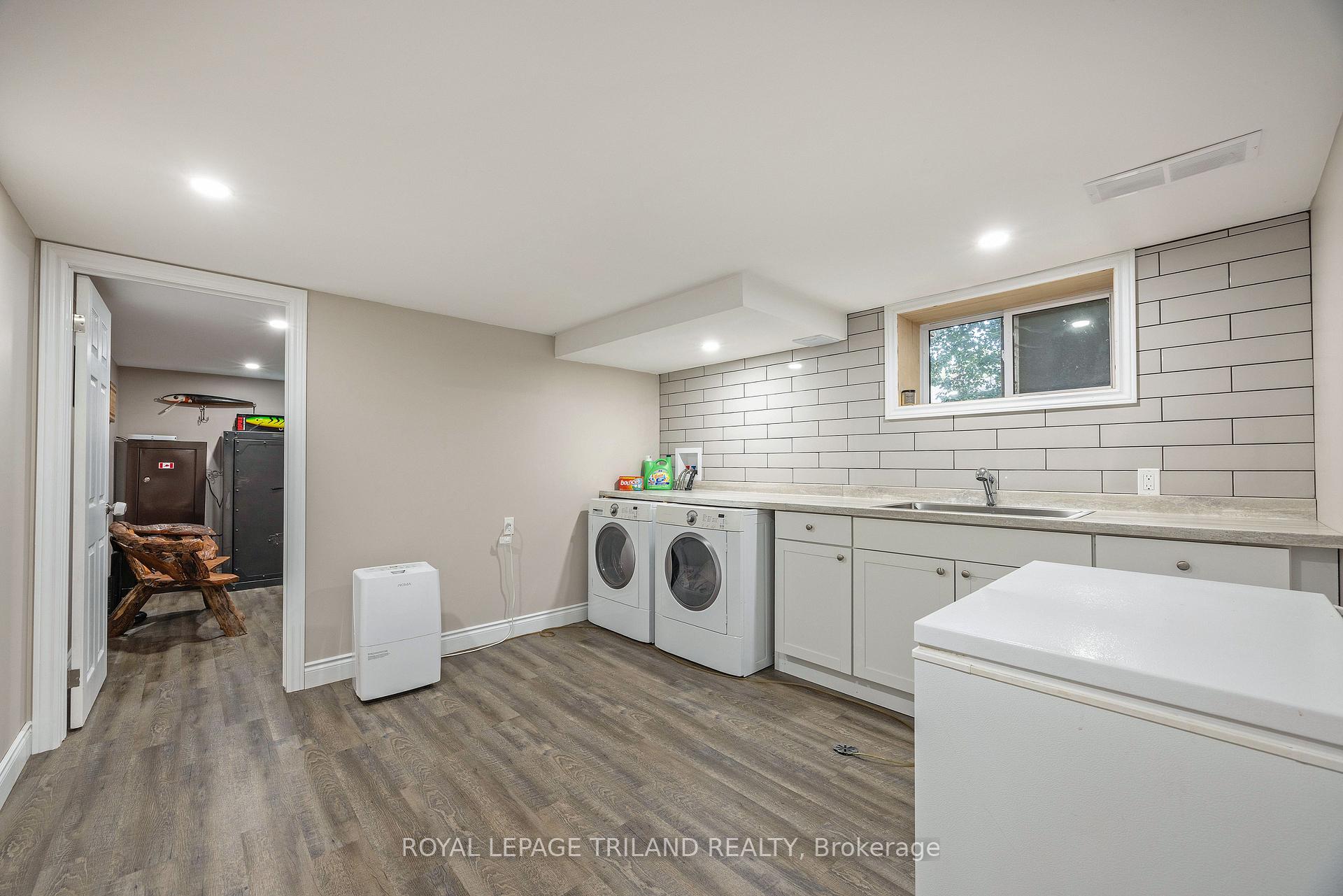 Photo 26 of 177 Queen Street, North Middlesex, Ailsa Craig — HOMEH