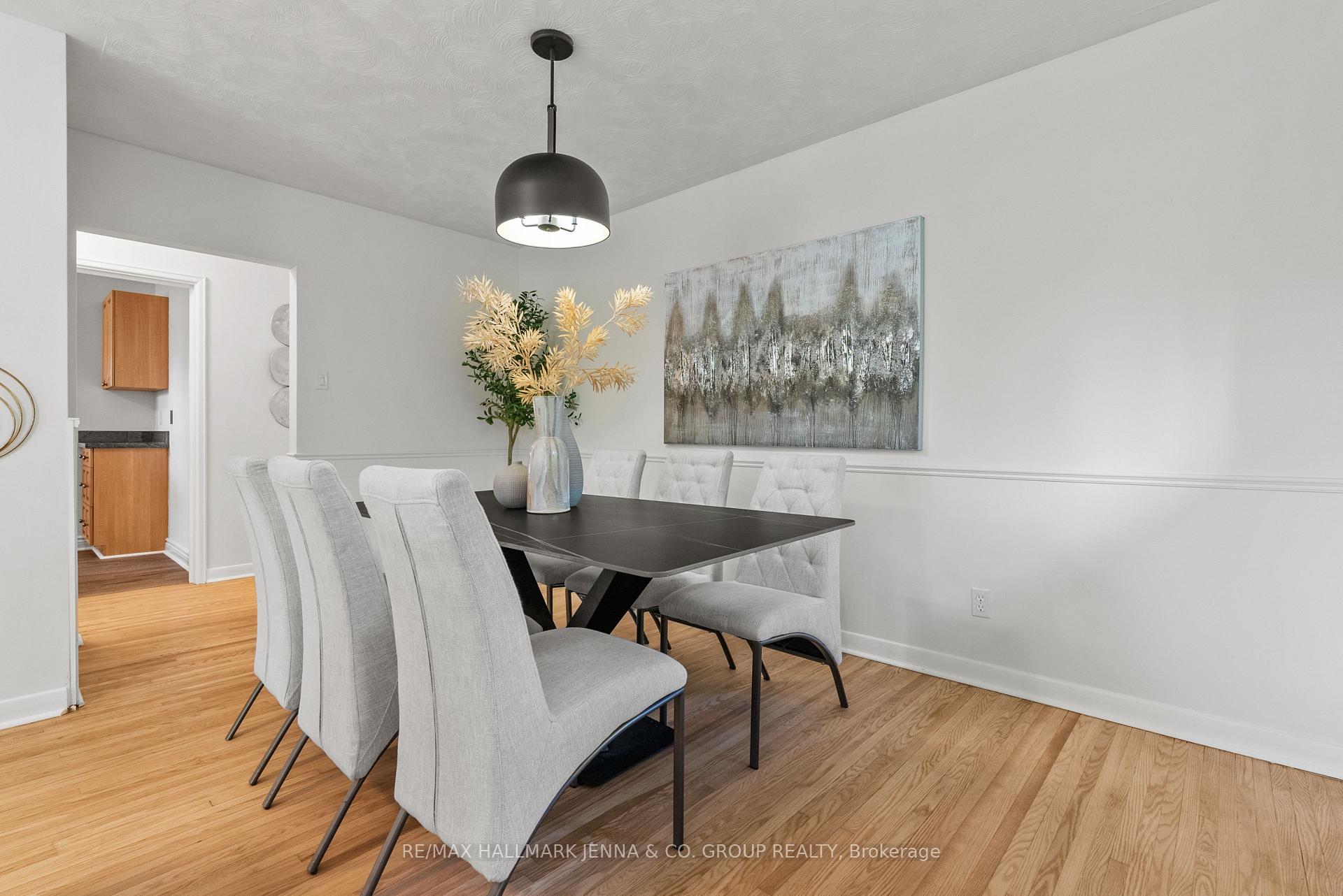 Photo 11 of 1246 Cobden Road, Ottawa, Queensway Terrace South/Ridgeview — HOMEH