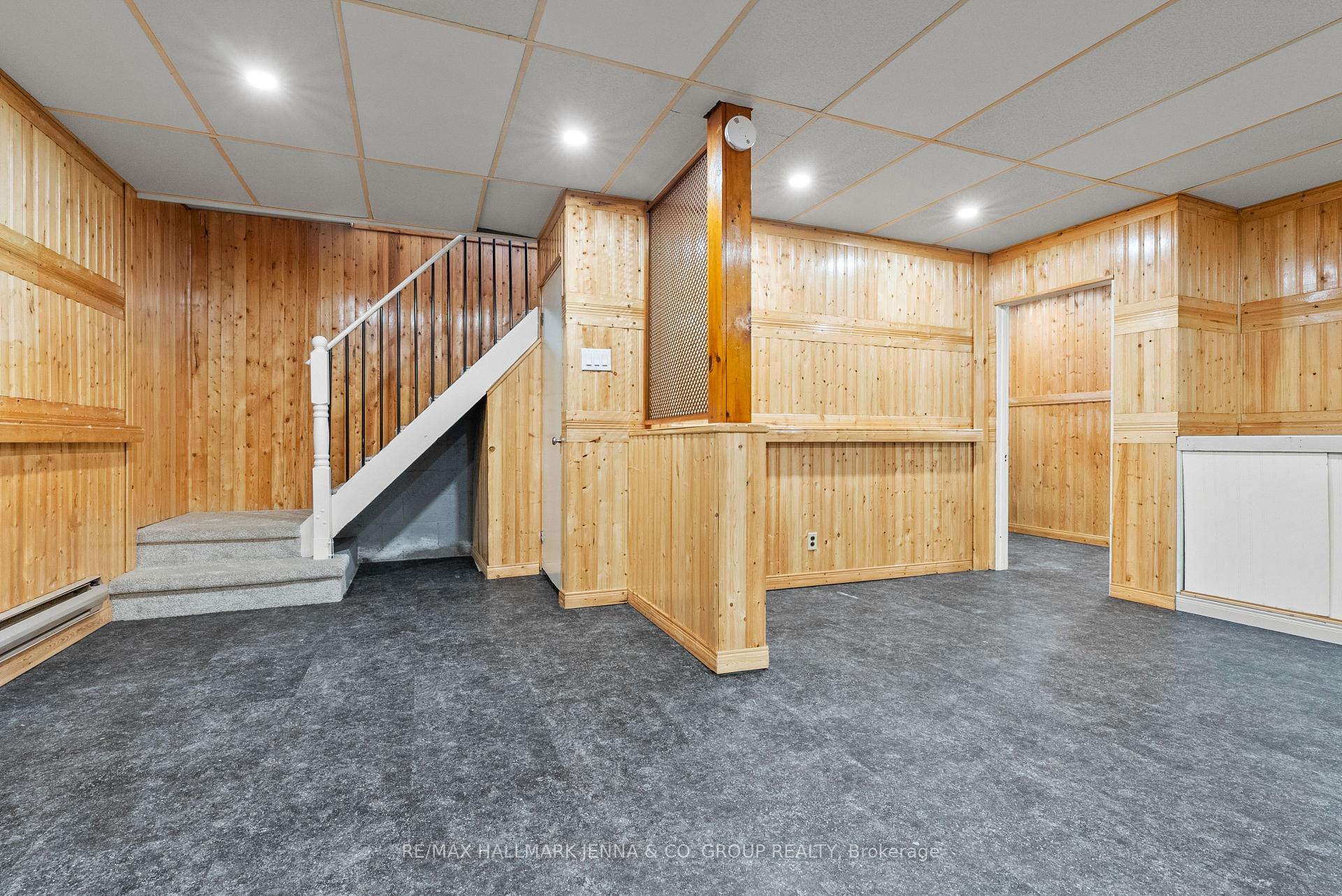 Photo 27 of 1246 Cobden Road, Ottawa, Queensway Terrace South/Ridgeview — HOMEH
