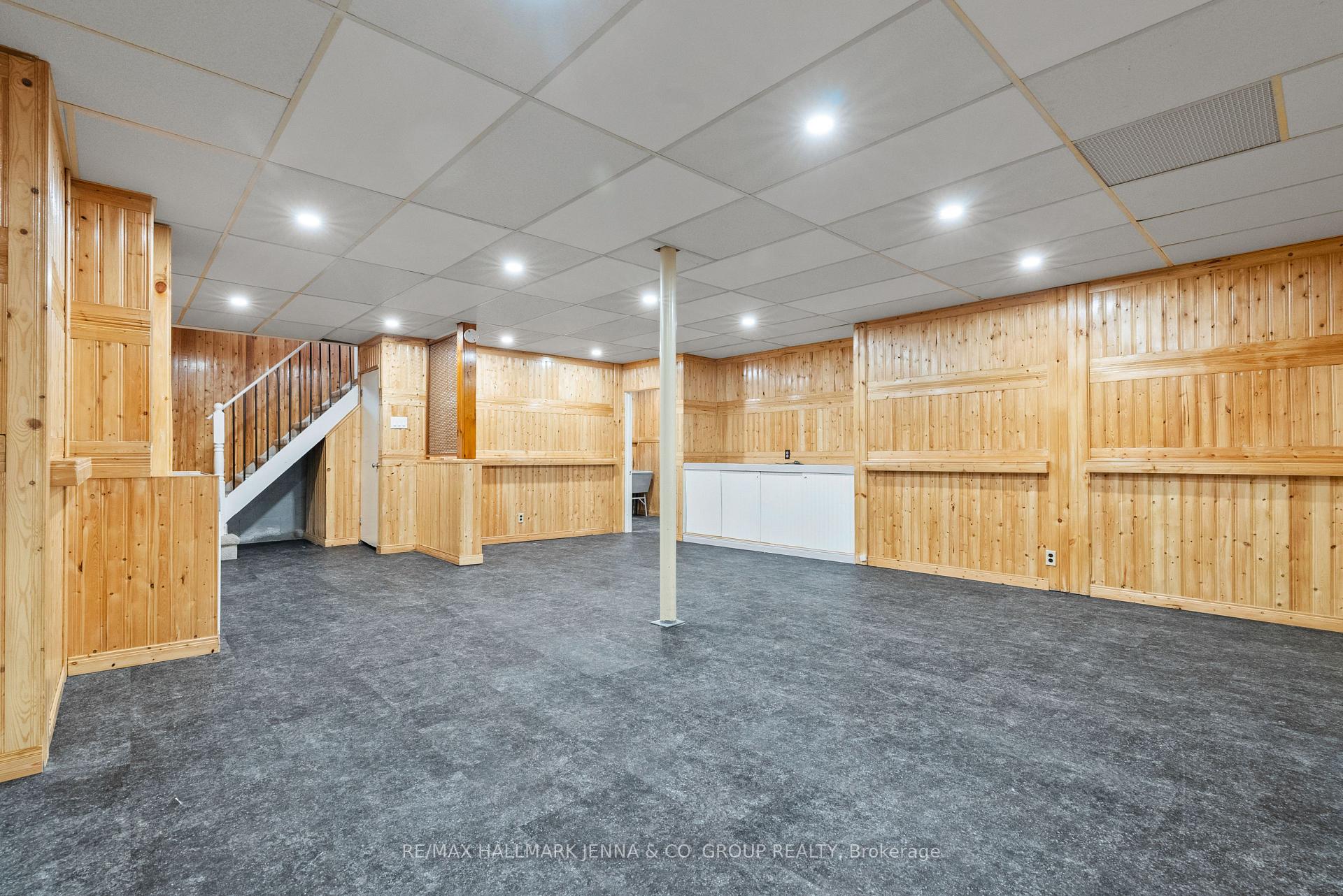 Photo 29 of 1246 Cobden Road, Ottawa, Queensway Terrace South/Ridgeview — HOMEH