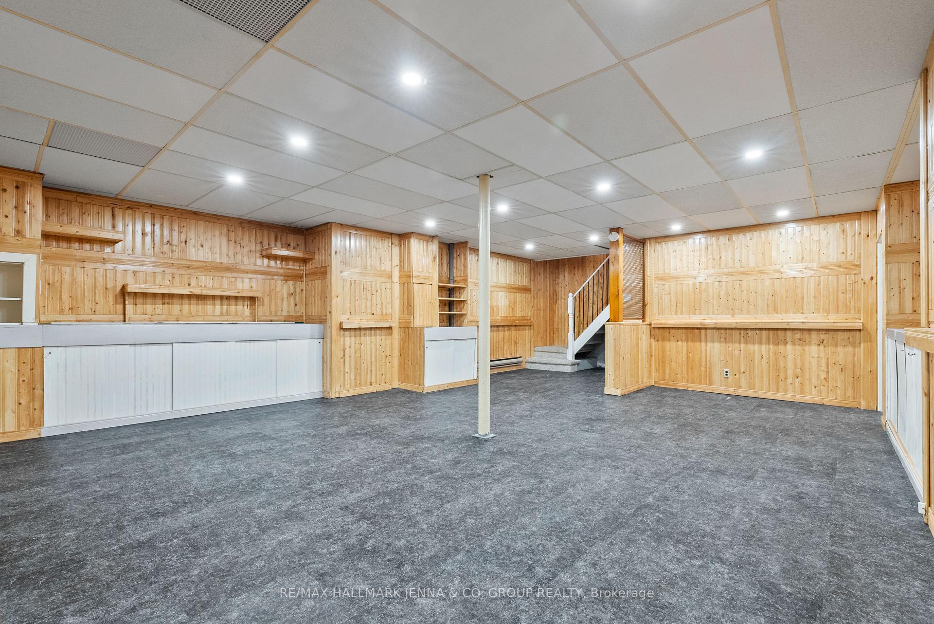 Photo 30 of 1246 Cobden Road, Ottawa, Queensway Terrace South/Ridgeview — HOMEH
