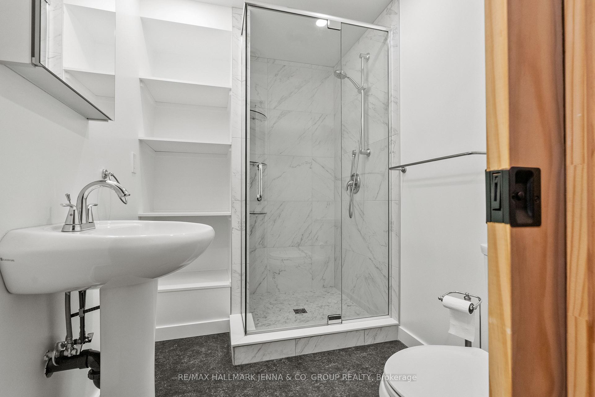 Photo 33 of 1246 Cobden Road, Ottawa, Queensway Terrace South/Ridgeview — HOMEH