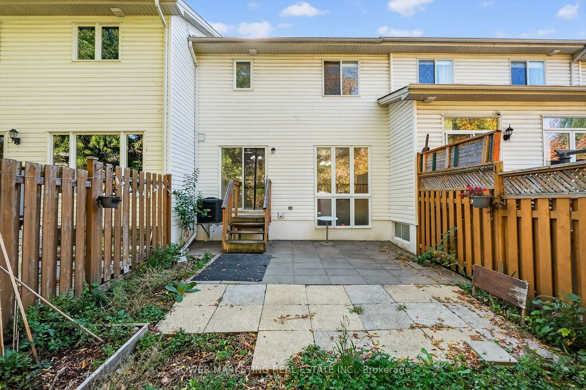 Photo 38 of 9 Carwood Circle E, Ottawa, Carson Meadows — HOMEH