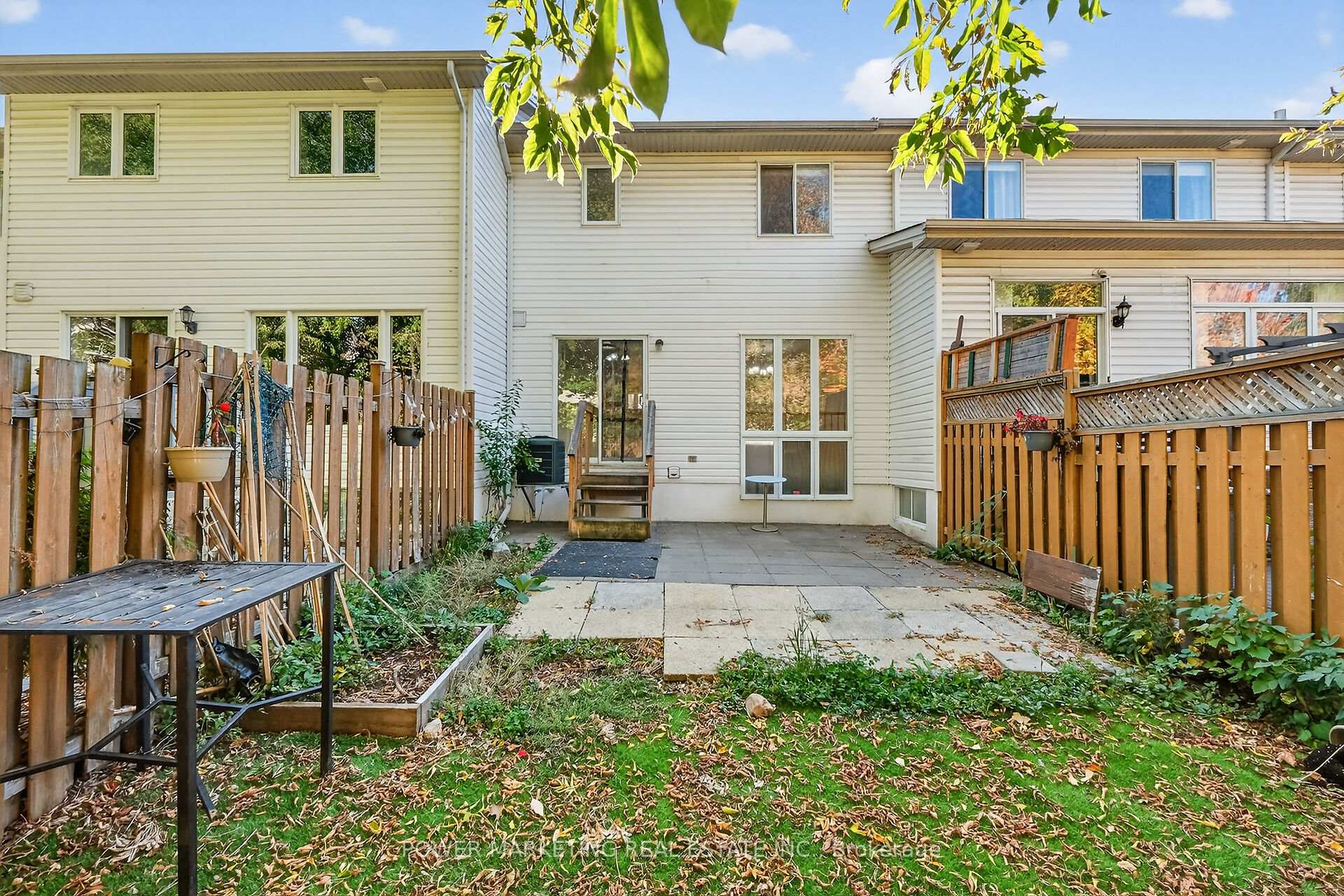 Photo 40 of 9 Carwood Circle E, Ottawa, Carson Meadows — HOMEH