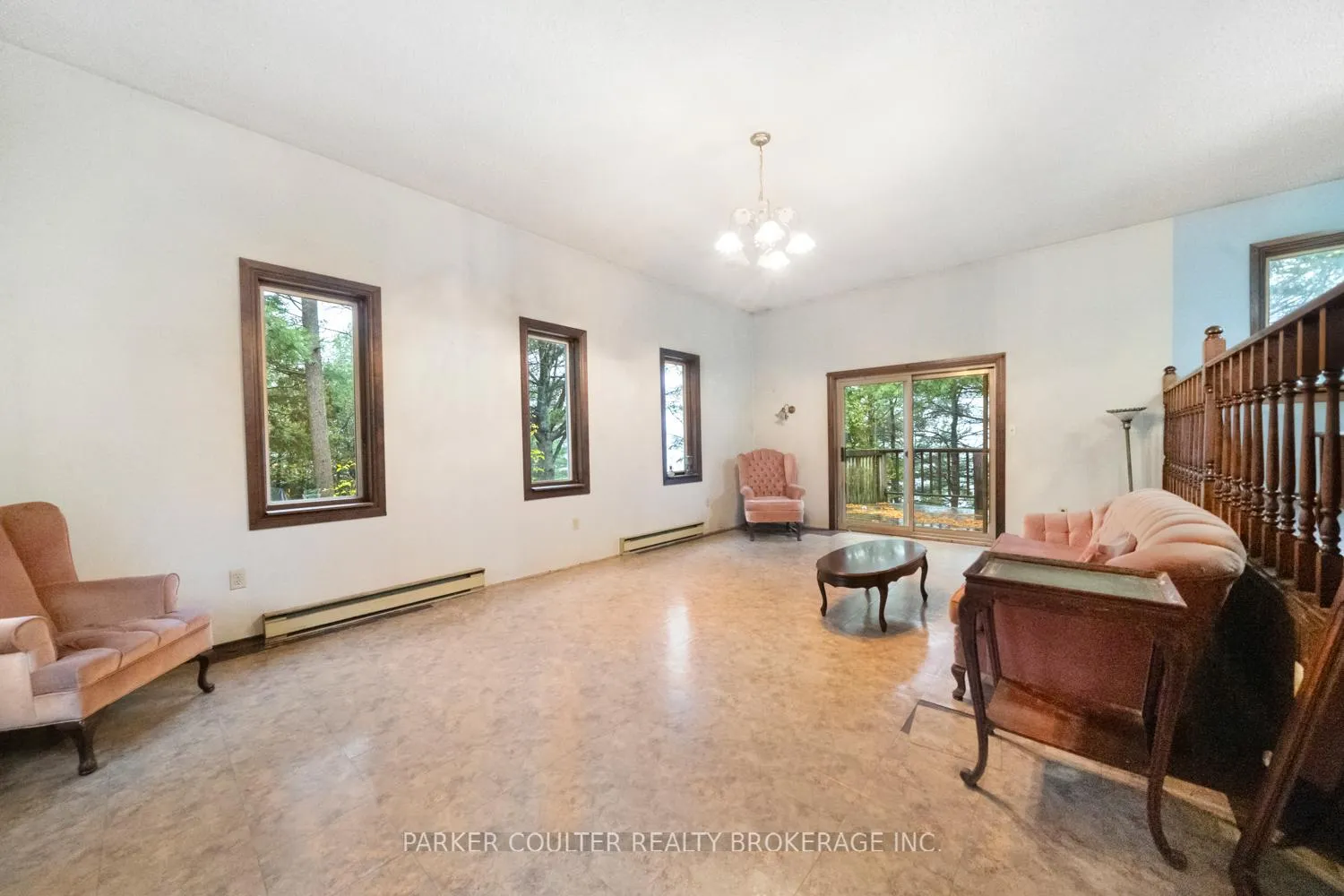Photo 5 of 1191 Geewadin Road, Parry Sound — HOMEH