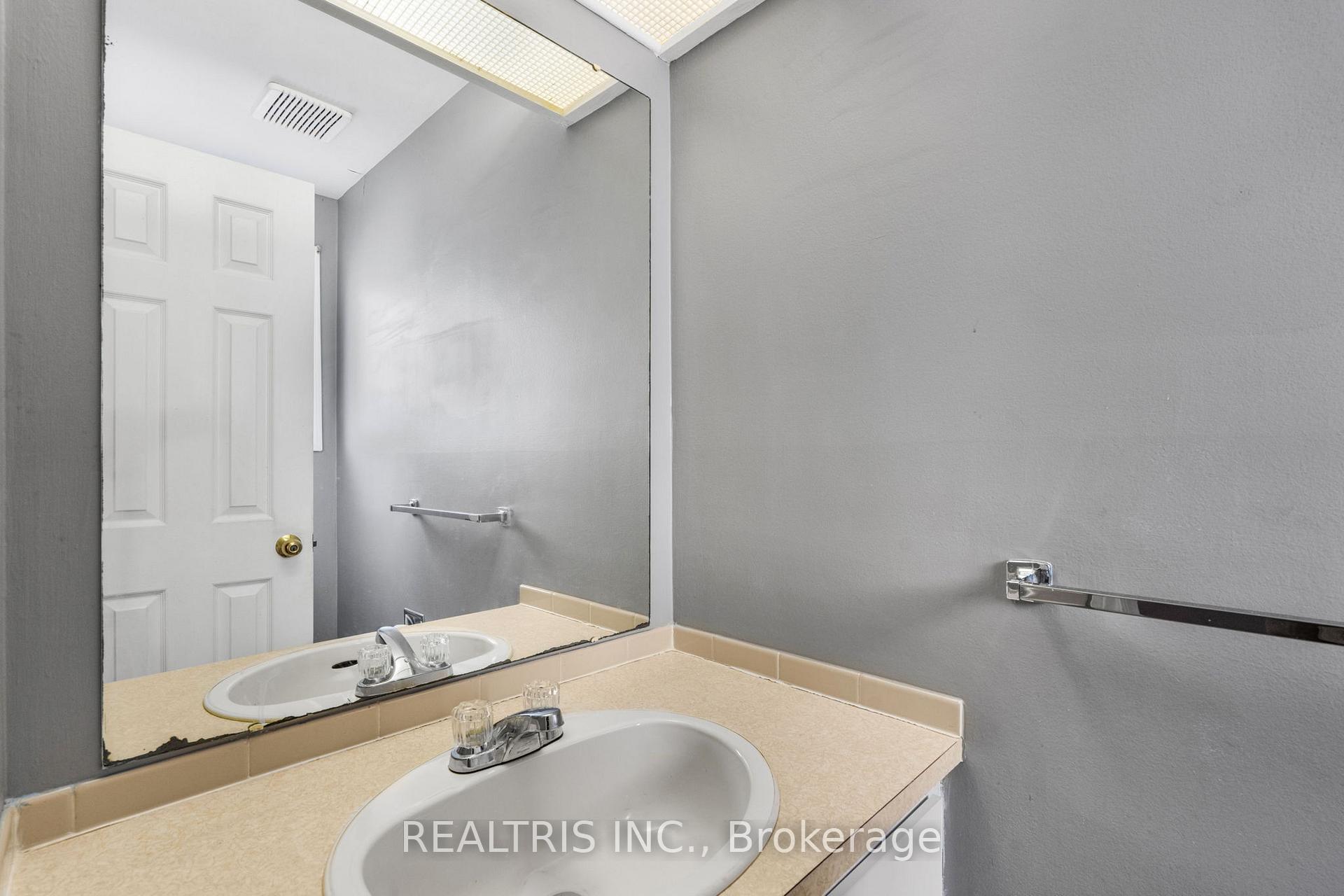 Photo 15 of 1598 Meadowfield Place, Ottawa, Chapel Hill — HOMEH