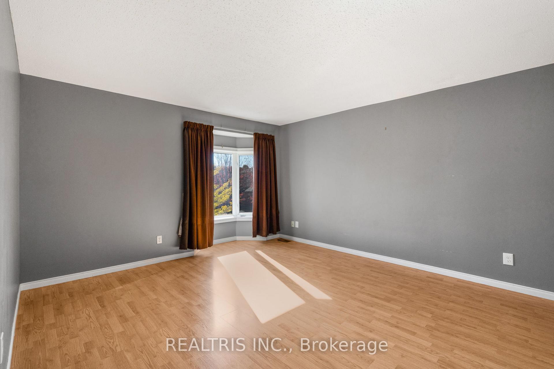 Photo 17 of 1598 Meadowfield Place, Ottawa, Chapel Hill — HOMEH