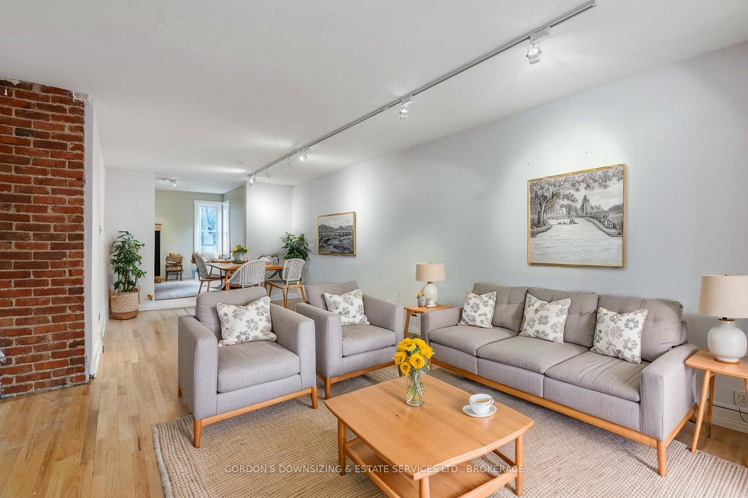 Photo 9 of 19 Elmdale Avenue, Ottawa, Lindenlea — HOMEH