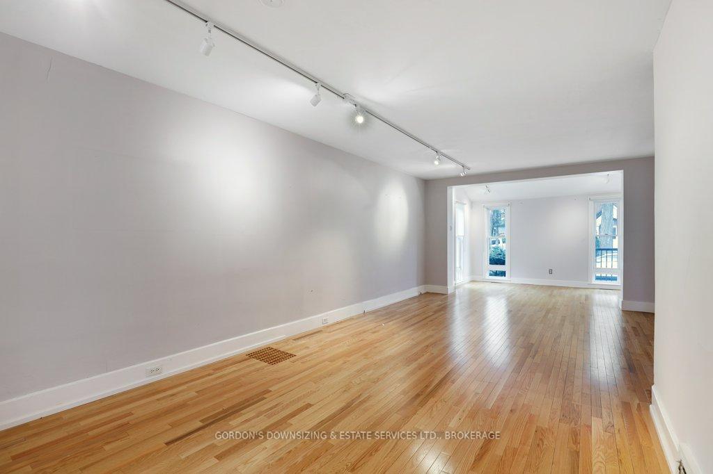 Photo 14 of 19 Elmdale Avenue, Ottawa, Lindenlea — HOMEH
