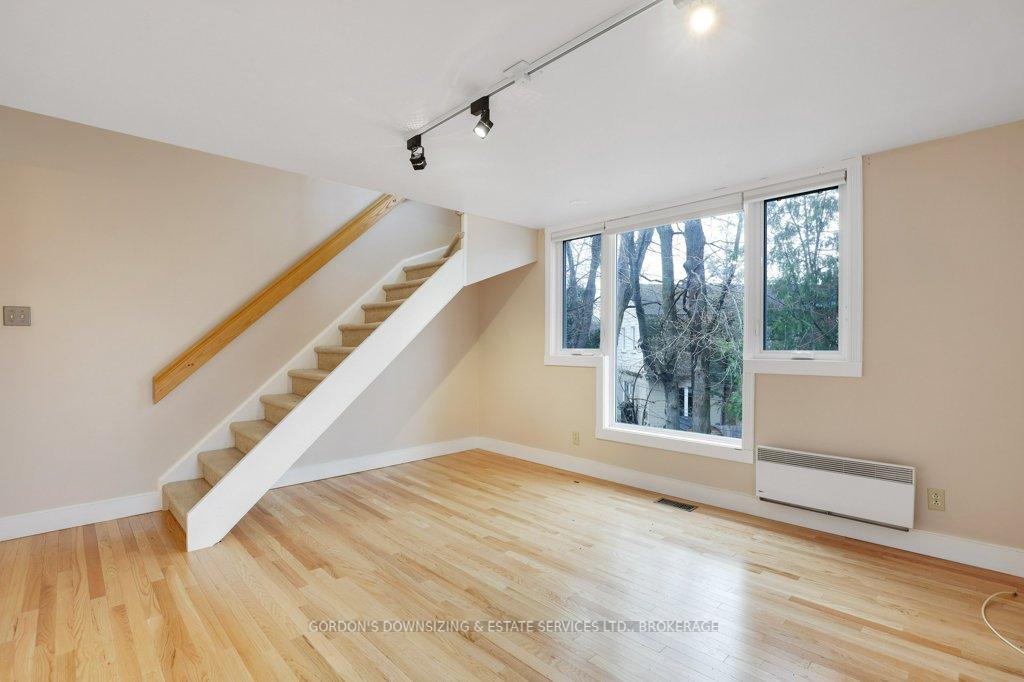 Photo 25 of 19 Elmdale Avenue, Ottawa, Lindenlea — HOMEH