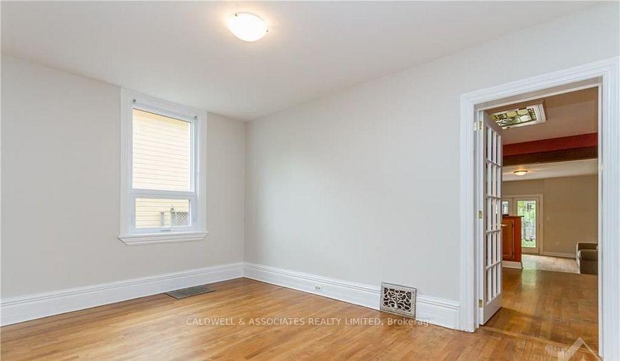 Photo 3 of 245 Mackay Street, Ottawa, New Edinburgh — HOMEH