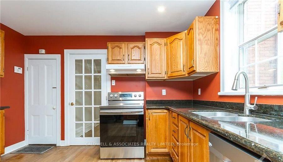 Photo 9 of 245 Mackay Street, Ottawa, New Edinburgh — HOMEH