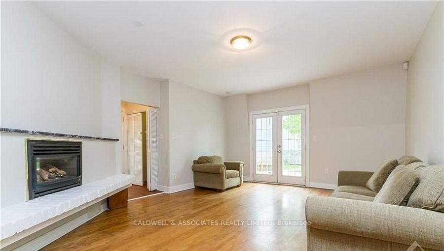 Photo 11 of 245 Mackay Street, Ottawa, New Edinburgh — HOMEH
