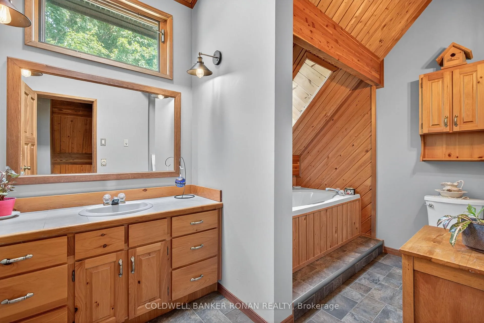 Photo 37 of 20 Mountainview Road, Mulmur, Rural Mulmur — HOMEH