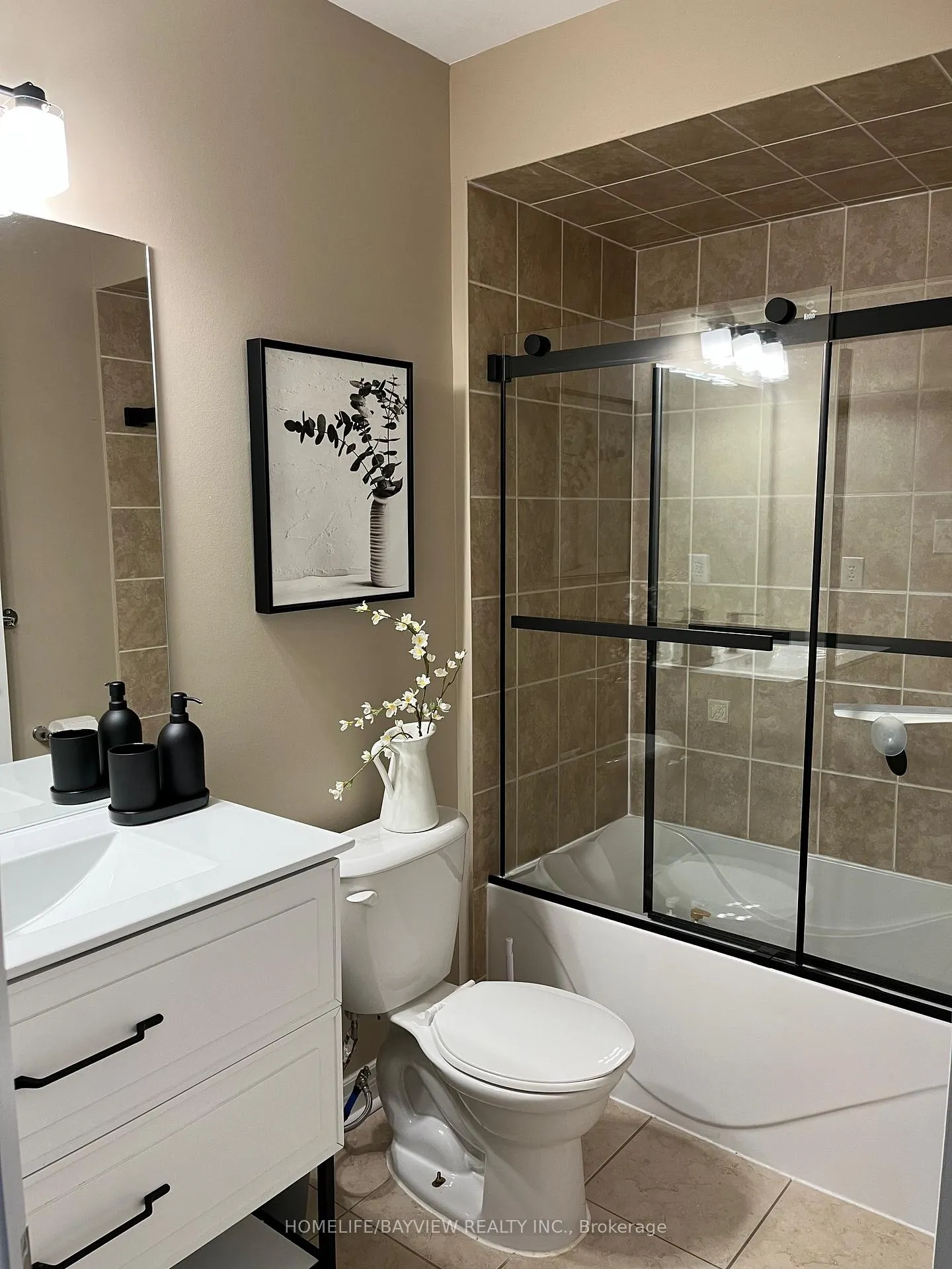 Photo 8 of 386 Gilpin Drive, Newmarket, Woodland Hill — HOMEH