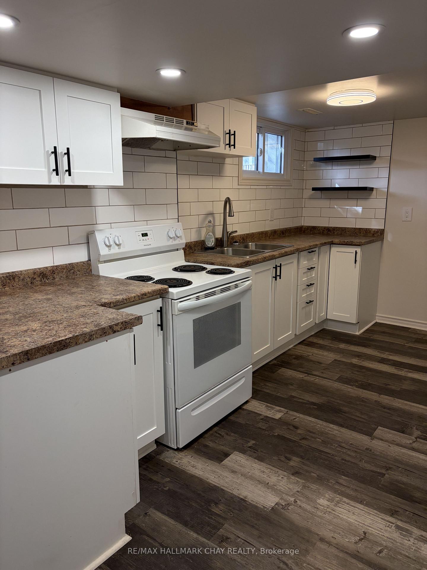 Photo 2 of Unit Lower Unit, 10 Oak Street, New Tecumseth, Alliston — HOMEH