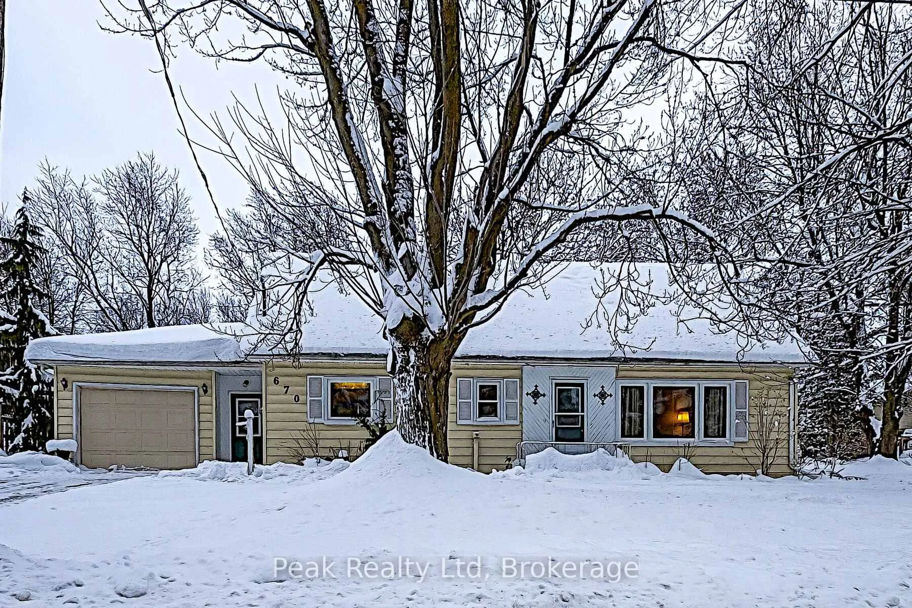 Photo 3 of 670 Elm Avenue N, North Perth, Listowel — HOMEH