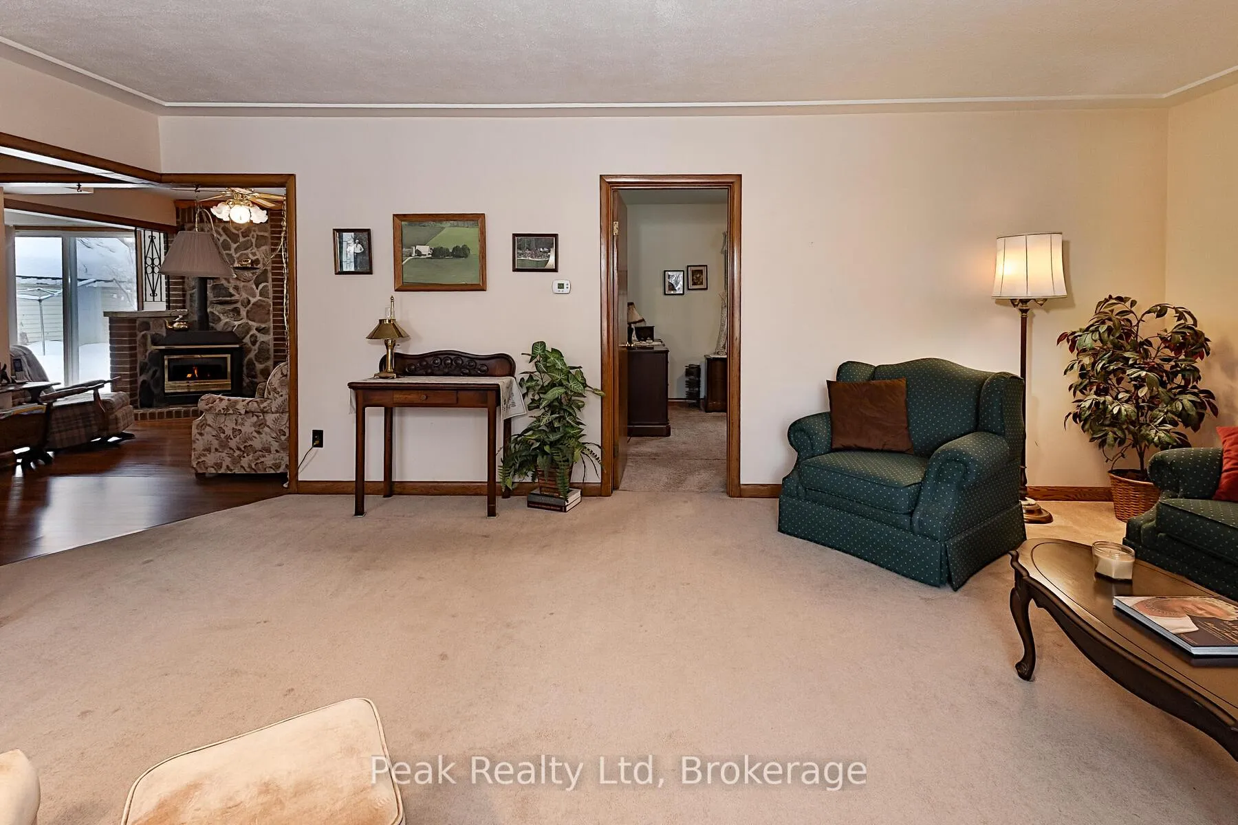 Photo 10 of 670 Elm Avenue N, North Perth, Listowel — HOMEH