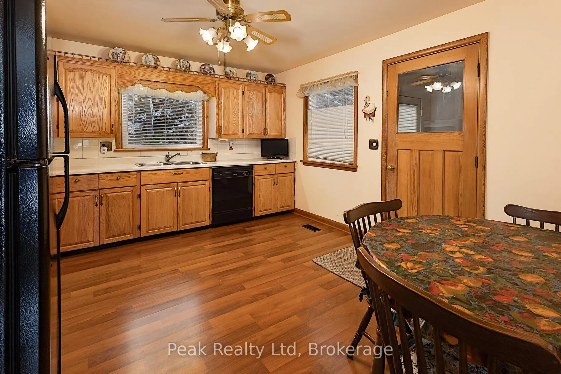 Photo 11 of 670 Elm Avenue N, North Perth, Listowel — HOMEH