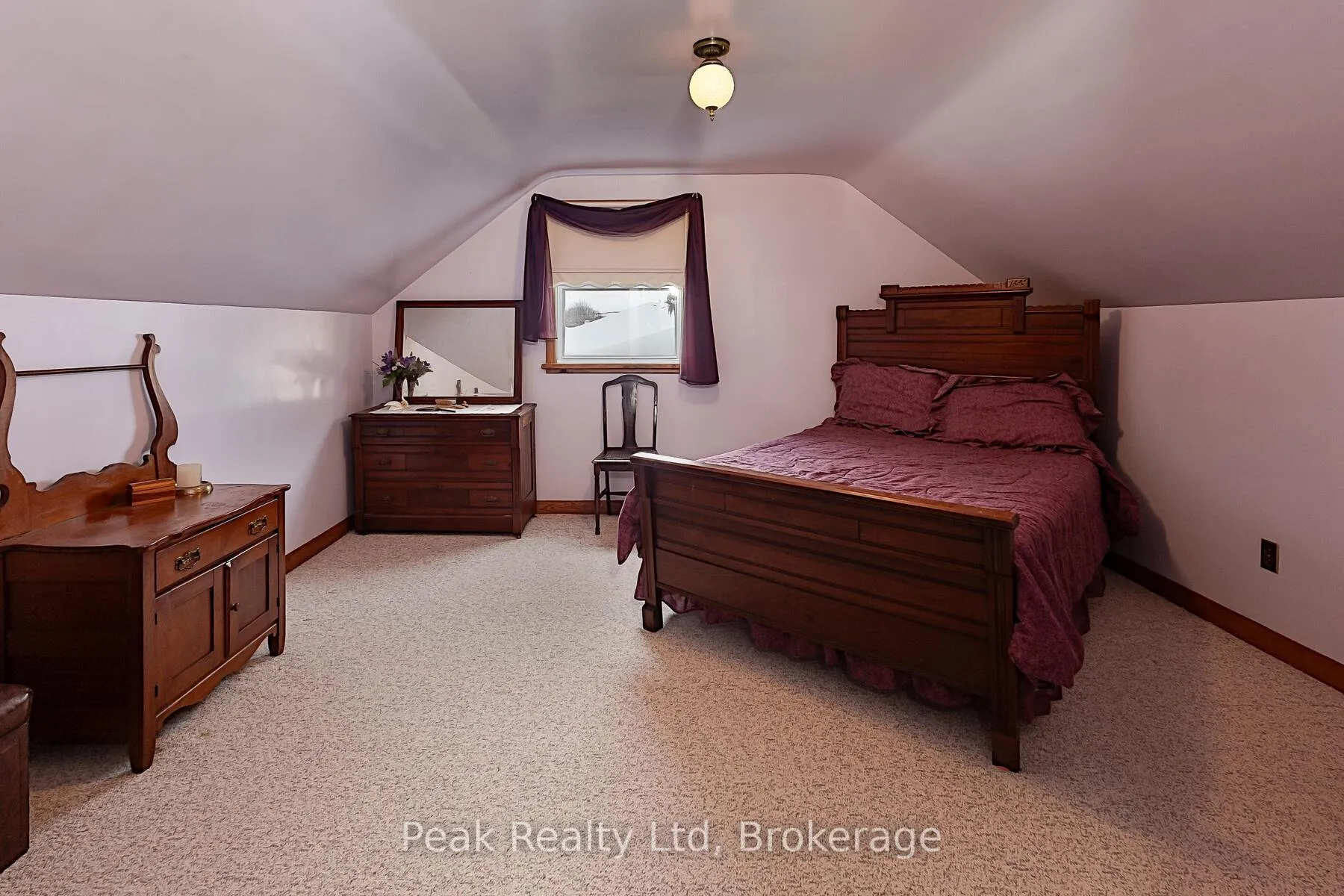 Photo 24 of 670 Elm Avenue N, North Perth, Listowel — HOMEH