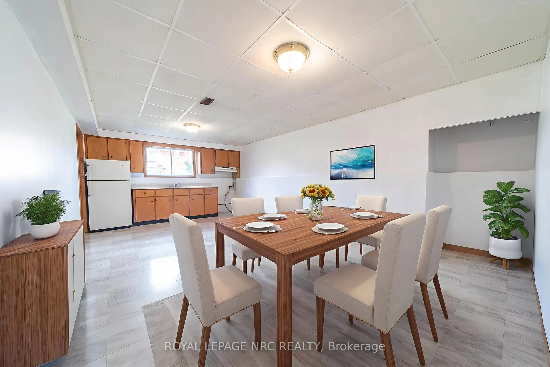 Photo 16 of 6399 Riall Street, Niagara Falls, Stamford — HOMEH