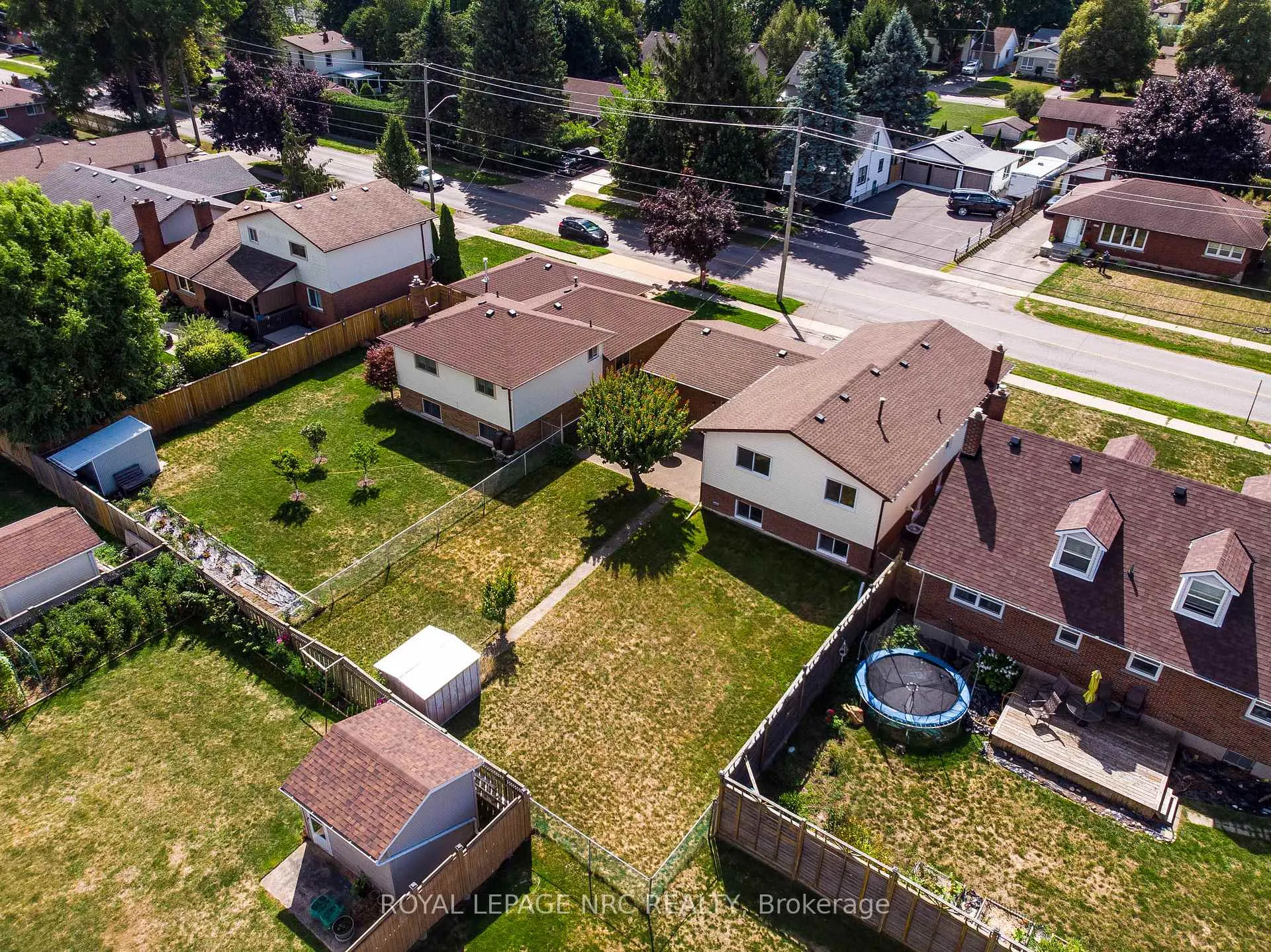 Photo 26 of 6399 Riall Street, Niagara Falls, Stamford — HOMEH