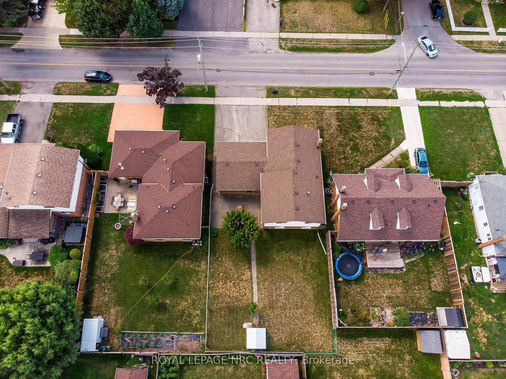 Photo 27 of 6399 Riall Street, Niagara Falls, Stamford — HOMEH