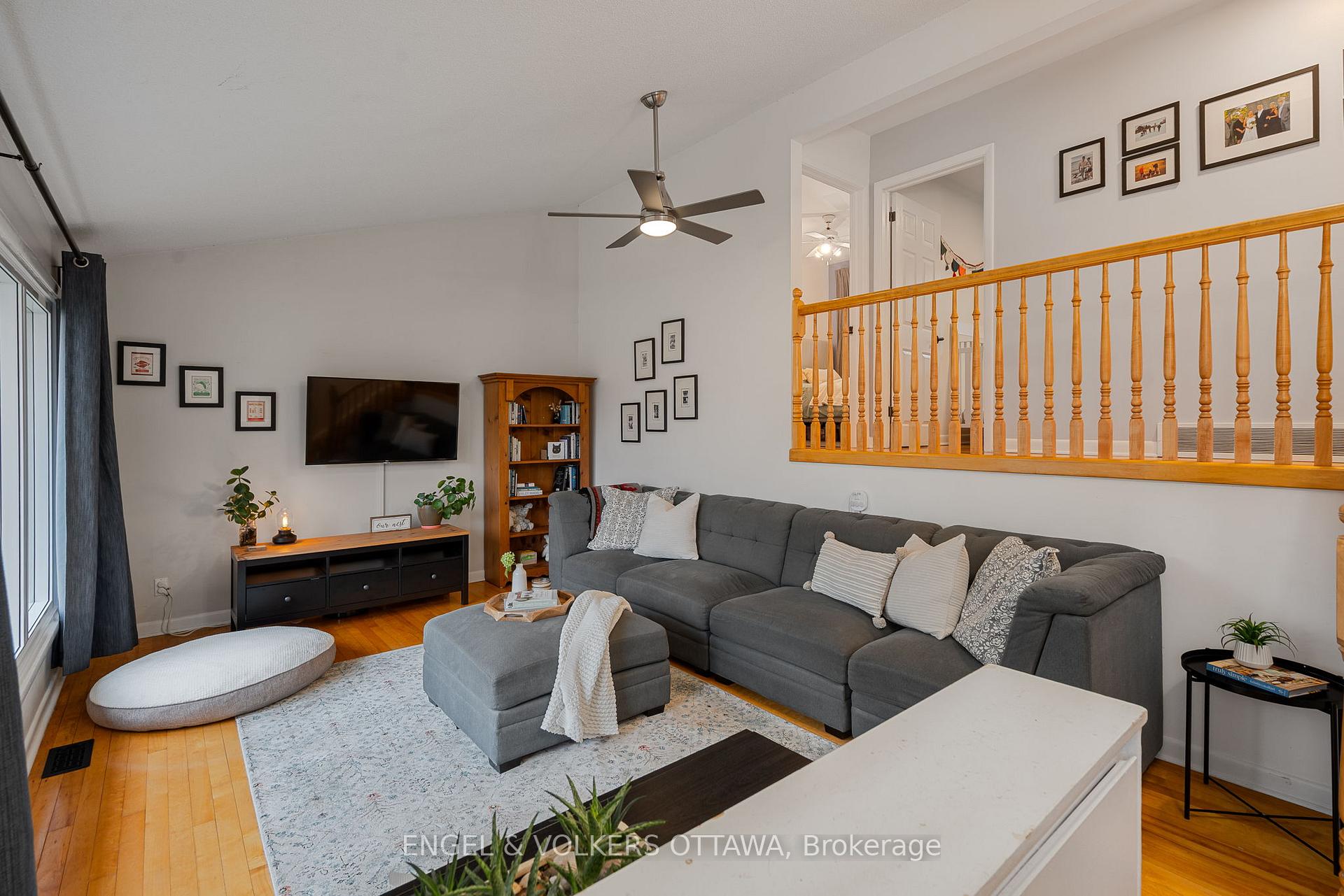 Photo 5 of 1147 Gateway Road, Ottawa, Parkway Park — HOMEH